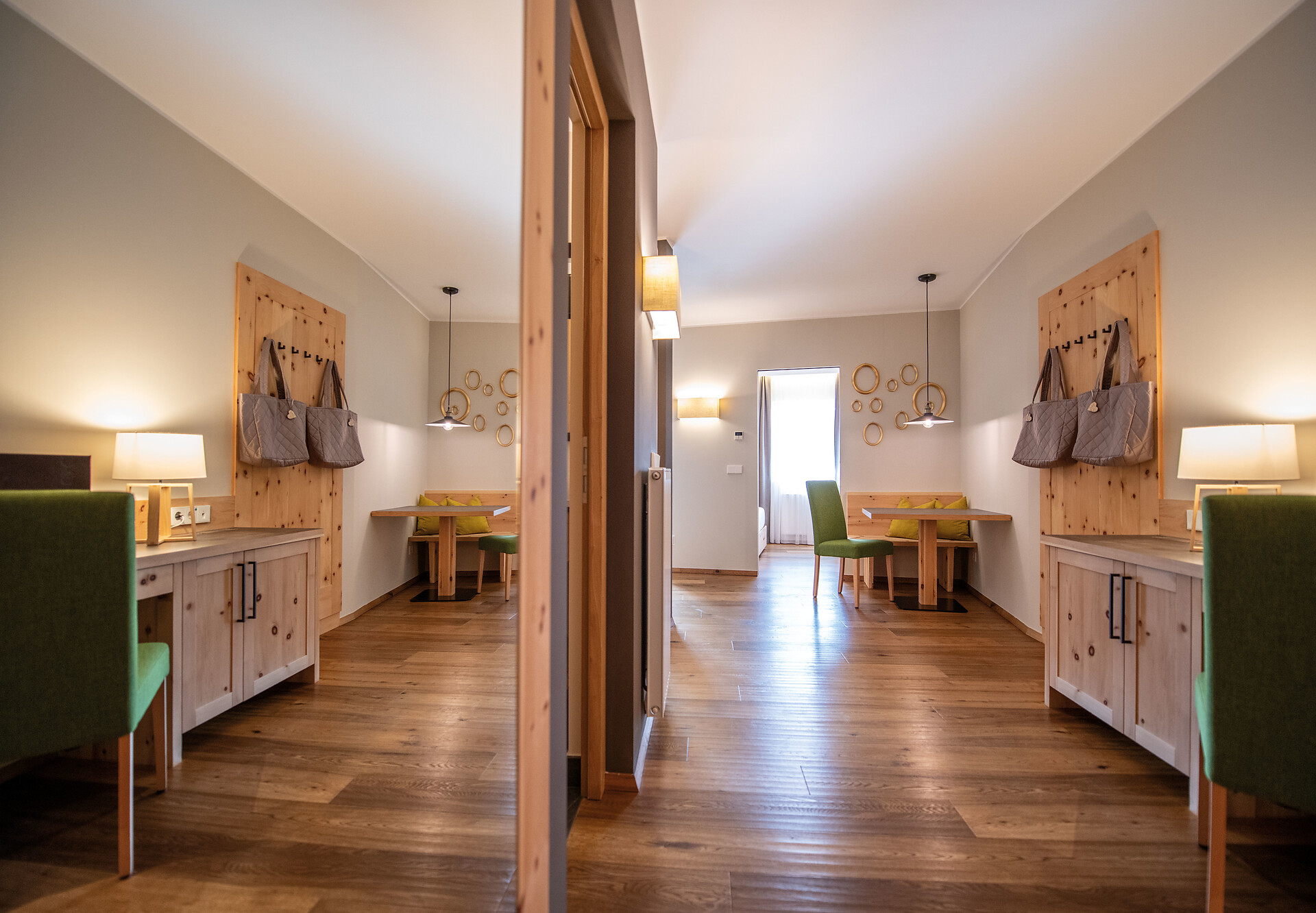 Zimmer Suite "Zanggen" - #4 - DAS ROYAL - Dolomitenregion Eggental - suedtirol.info