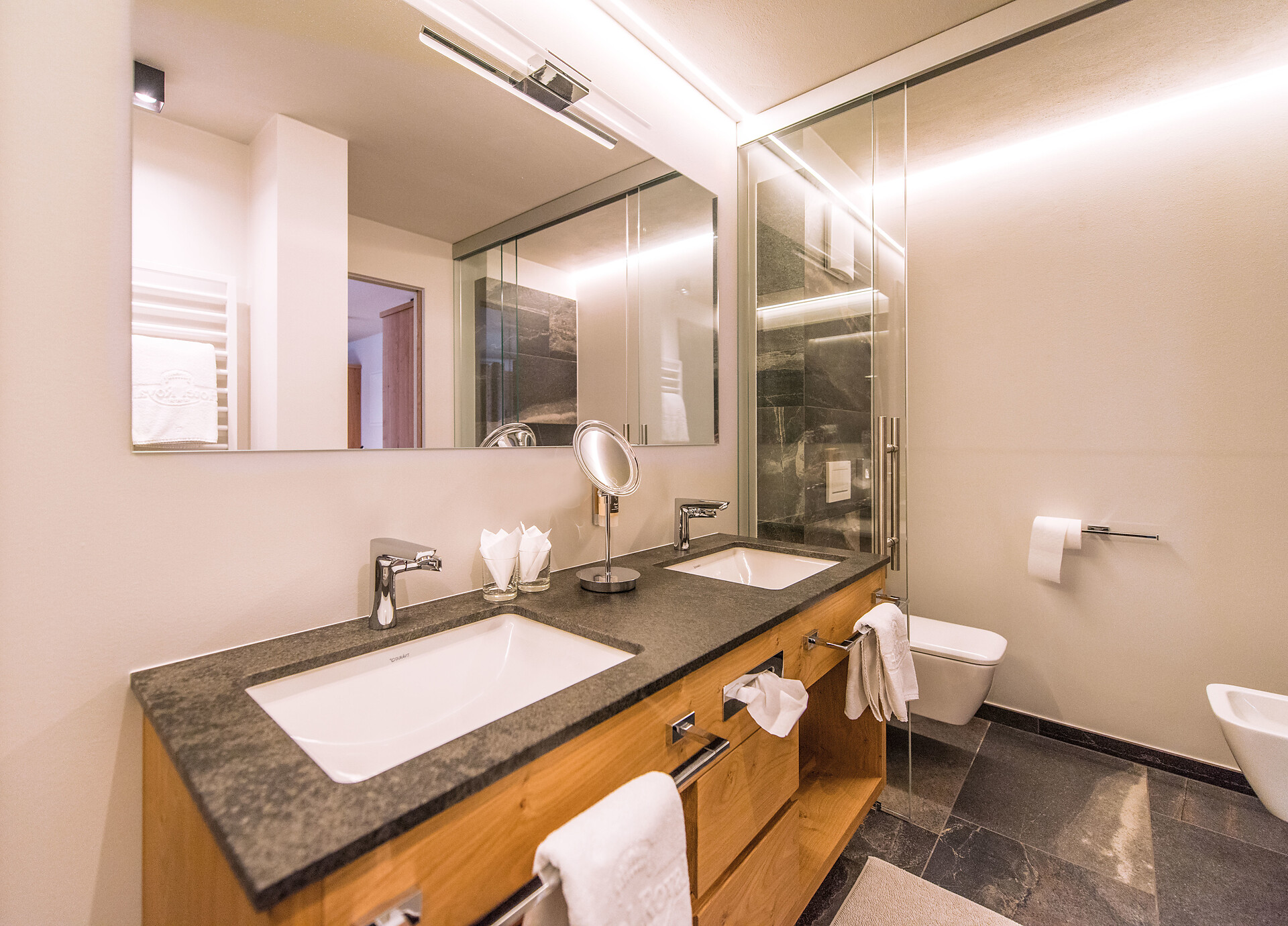 Zimmer Suite "Latsche" - #5 - DAS ROYAL - Dolomitenregion Eggental - suedtirol.info