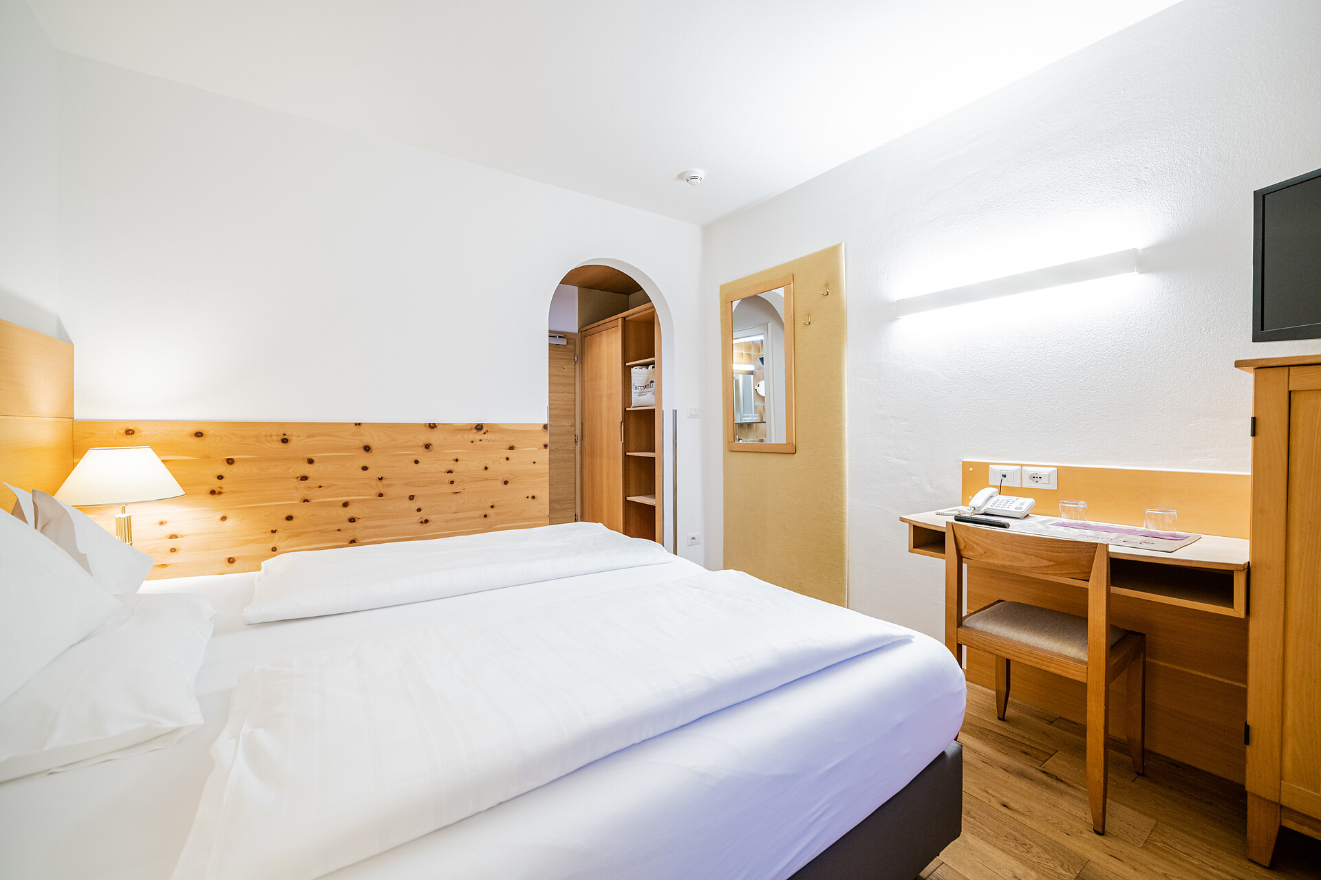 camera Suite Fameli Basic - #3 - Fameli - Regione dolomitica Plan de Corones - suedtirol.info