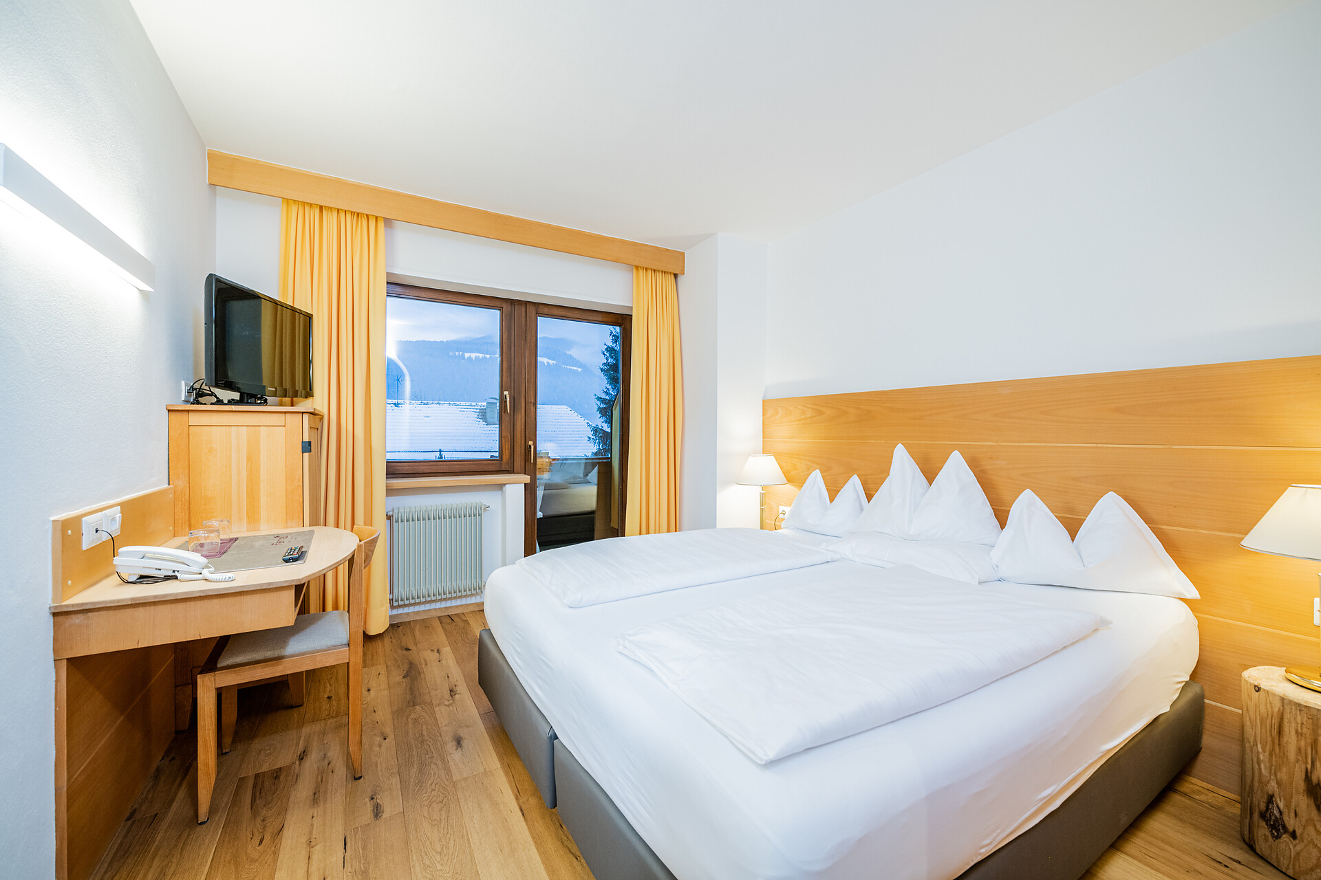 camera Suite Fameli Basic - #1 - Fameli - Regione dolomitica Plan de Corones - suedtirol.info