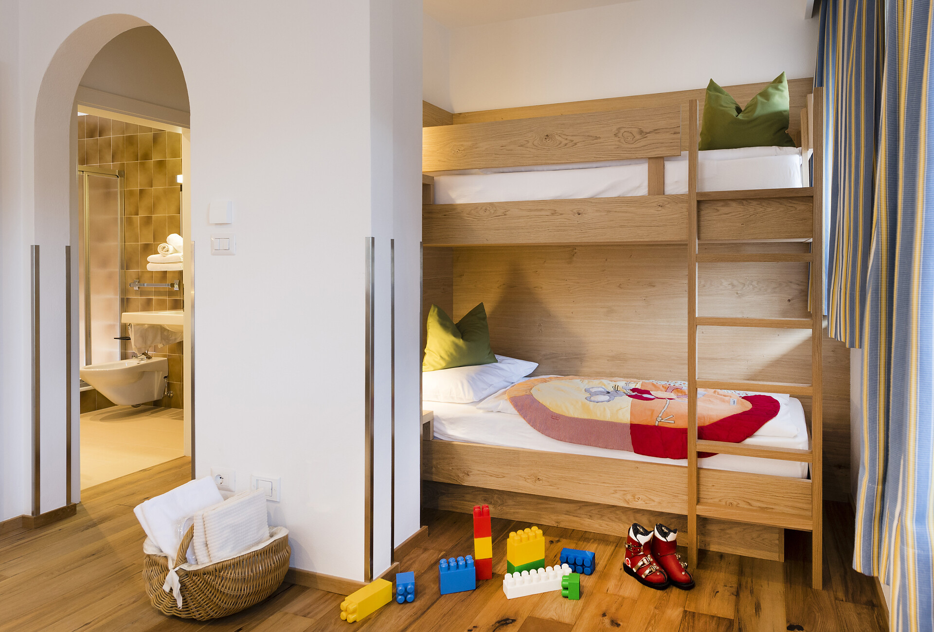 camera Suite Fameli Alpine - #3 - Fameli - Regione dolomitica Plan de Corones - suedtirol.info