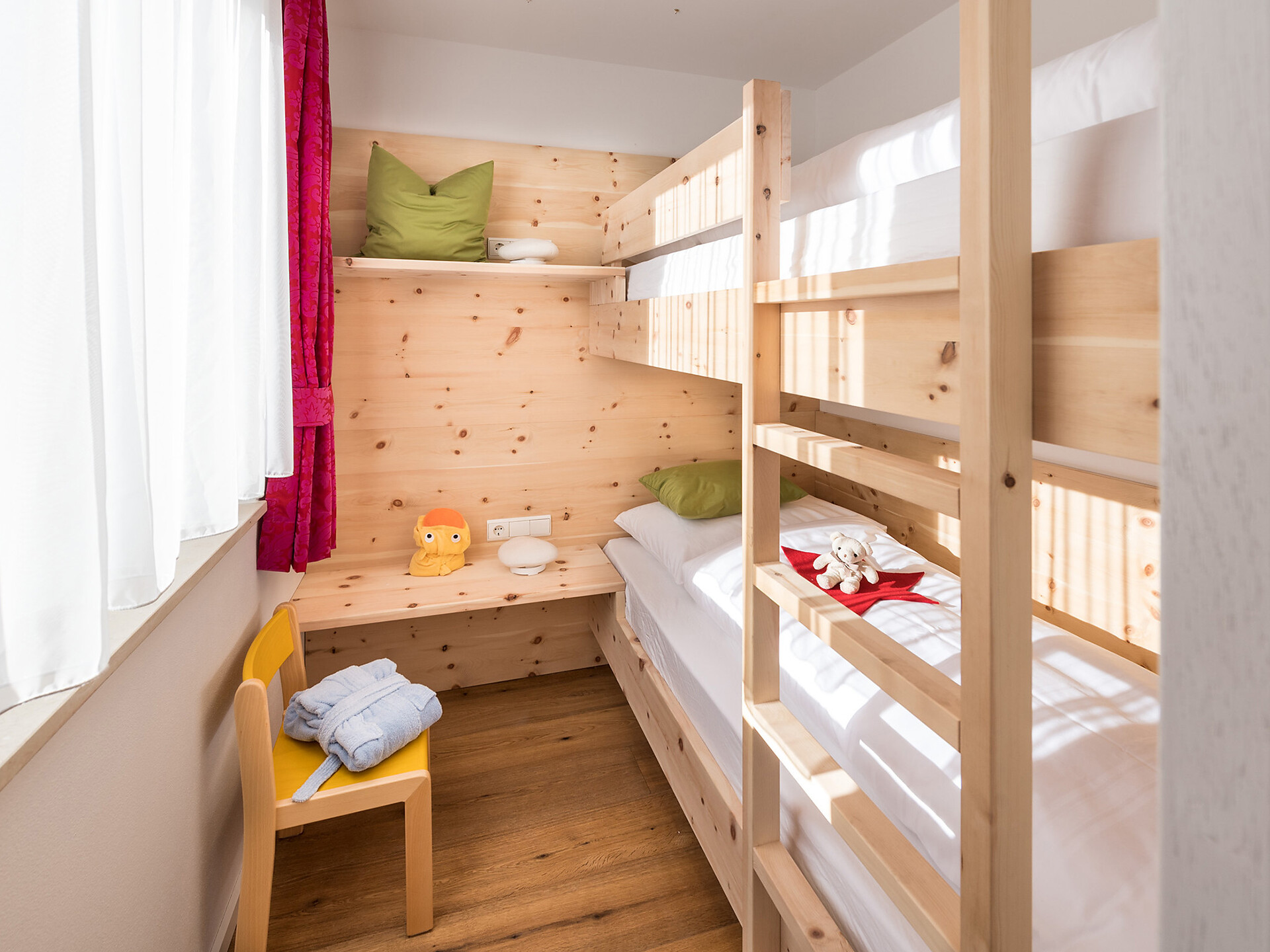 camera Suite Fameli Design - #2 - Fameli - Regione dolomitica Plan de Corones - suedtirol.info