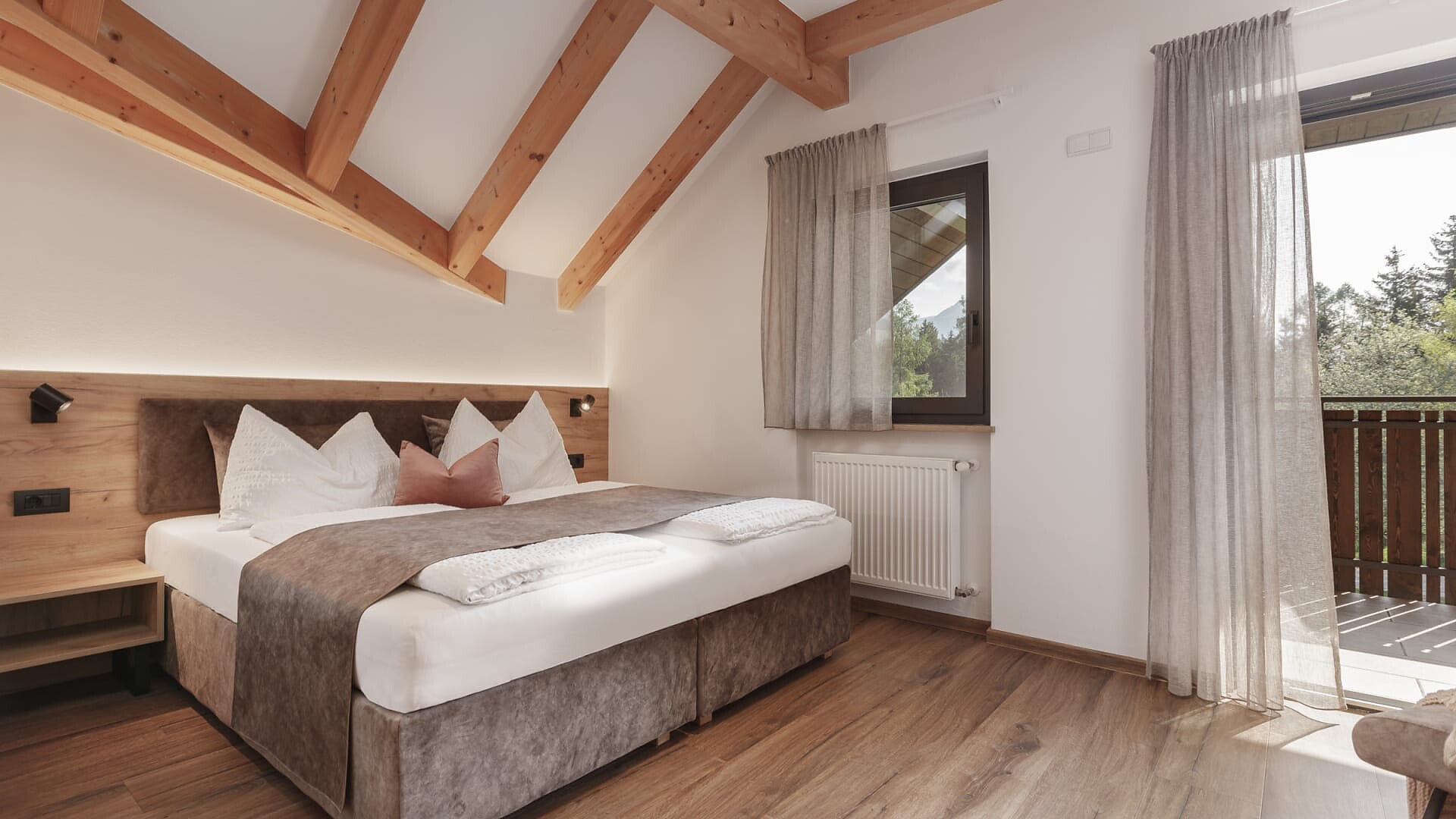Ferienwohnung Family Home - Olang - #2 - Aparthotel Familiaris - Family Apartments - Pools & Spa in Dolomites - Dolomitenregion Kronplatz - suedtirol.info