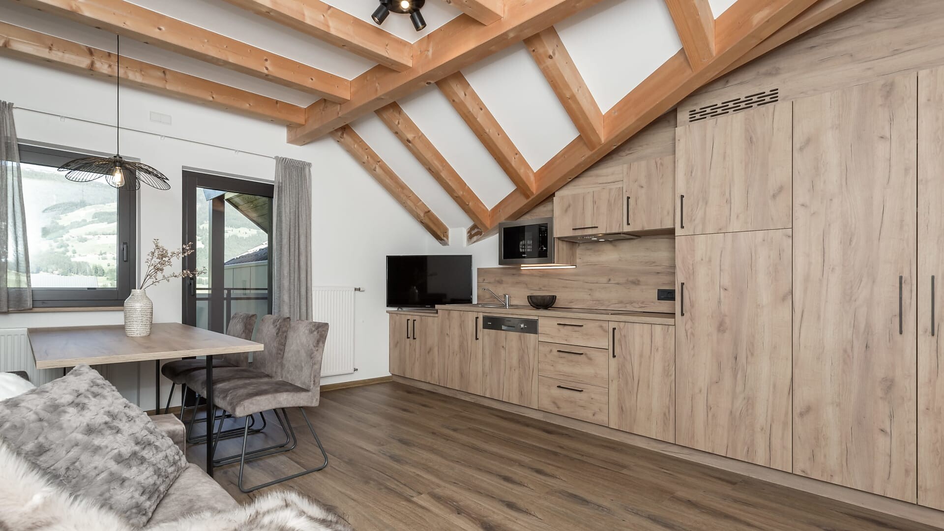 Ferienwohnung Family Home - Olang - #1 - Aparthotel Familiaris - Family Apartments - Pools & Spa in Dolomites - Dolomitenregion Kronplatz - suedtirol.info