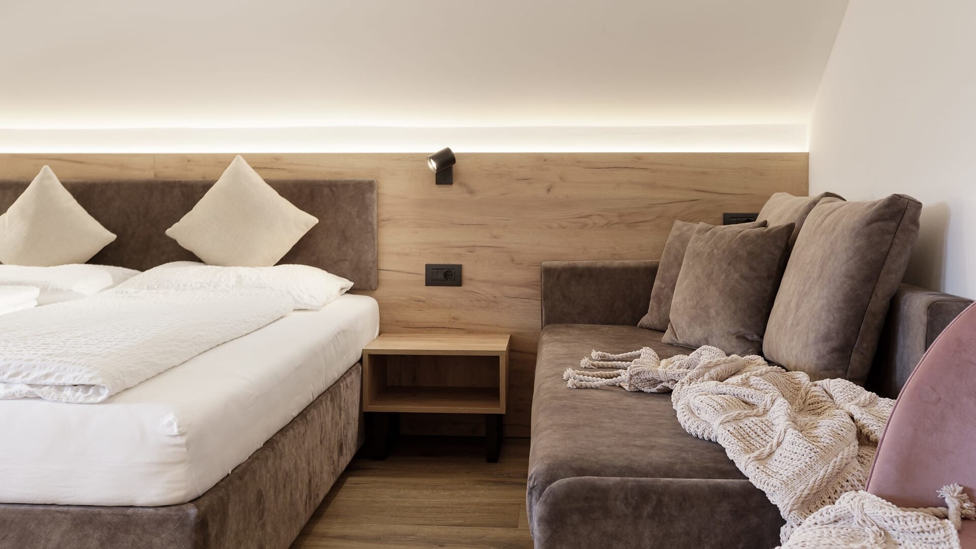 Ferienwohnung Apartment for 3 - Olang - #7 - Aparthotel Familiaris - Family Apartments - Pools & Spa in Dolomites - Dolomitenregion Kronplatz - suedtirol.info