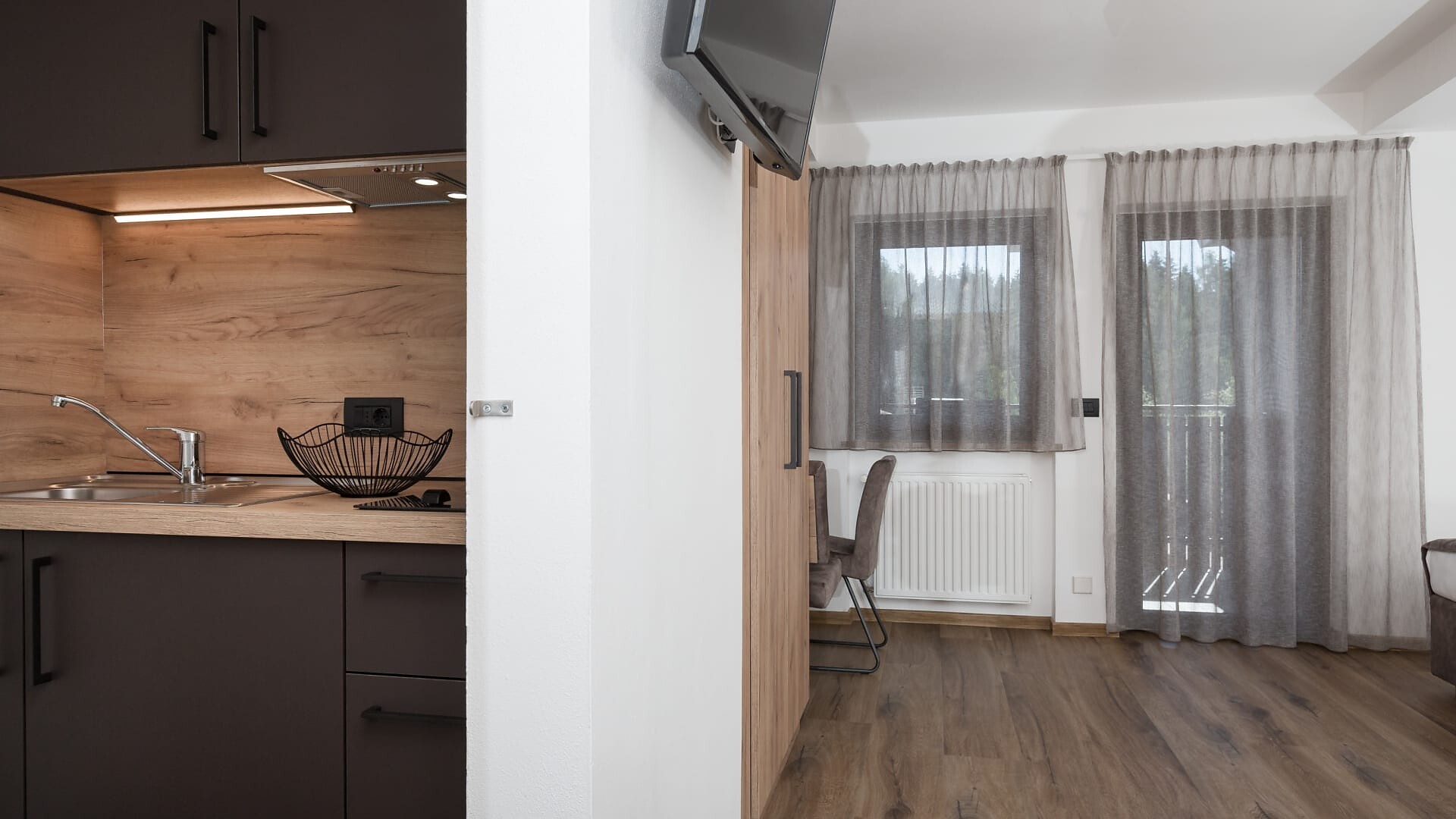 Ferienwohnung Apartment for 3 - Olang - #3 - Aparthotel Familiaris - Family Apartments - Pools & Spa in Dolomites - Dolomitenregion Kronplatz - suedtirol.info