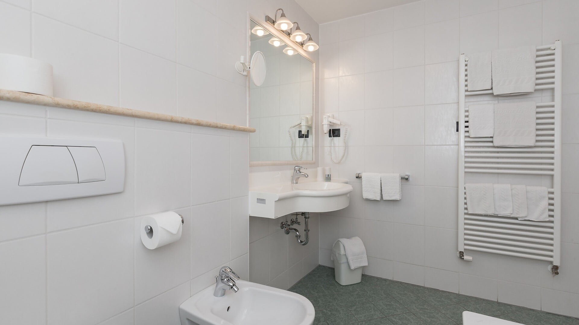 Ferienwohnung Family Apartment - Olang - #8 - Aparthotel Familiaris - Family Apartments - Pools & Spa in Dolomites - Dolomitenregion Kronplatz - suedtirol.info