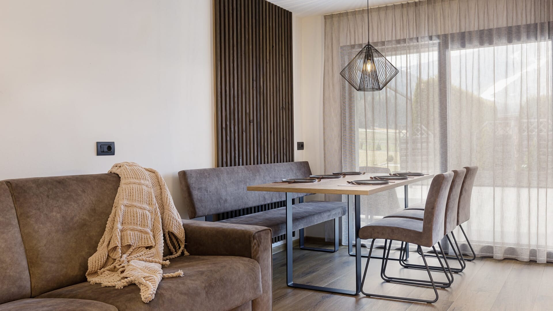 Ferienwohnung Family Garden - Olang - #1 - Aparthotel Familiaris - Family Apartments - Pools & Spa in Dolomites - Dolomitenregion Kronplatz - suedtirol.info