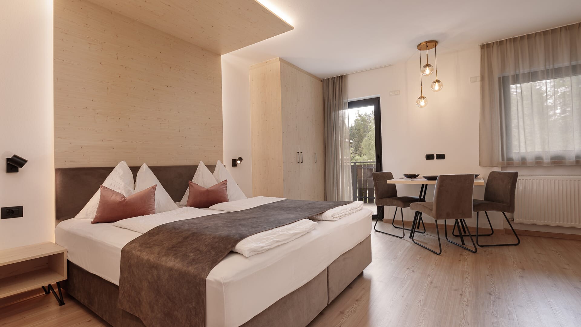Ferienwohnung Apartment for 2 - Olang - #2 - Aparthotel Familiaris - Family Apartments - Pools & Spa in Dolomites - Dolomitenregion Kronplatz - suedtirol.info