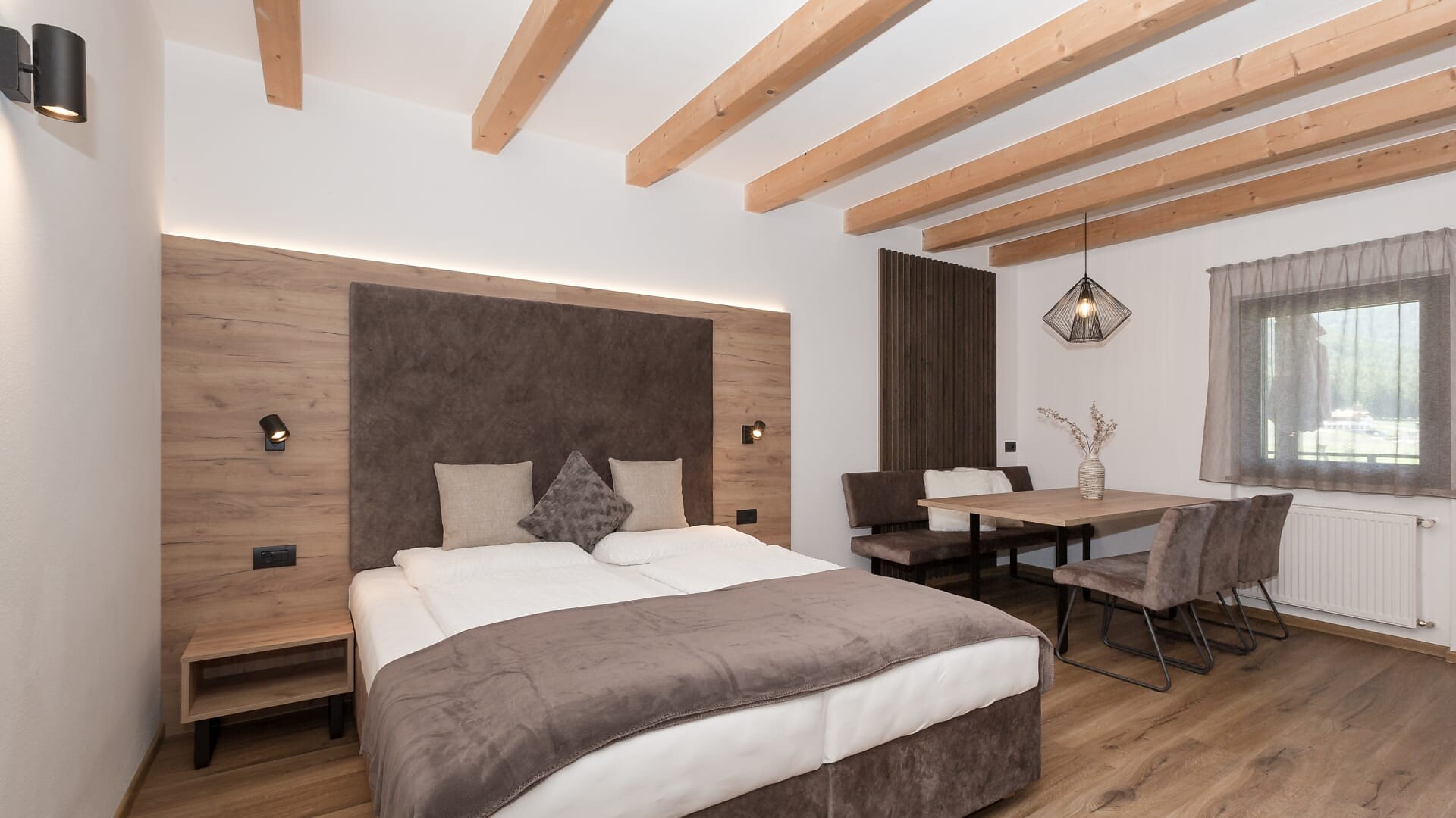 Ferienwohnung Family Apartment - Olang - #1 - Aparthotel Familiaris - Family Apartments - Pools & Spa in Dolomites - Dolomitenregion Kronplatz - suedtirol.info