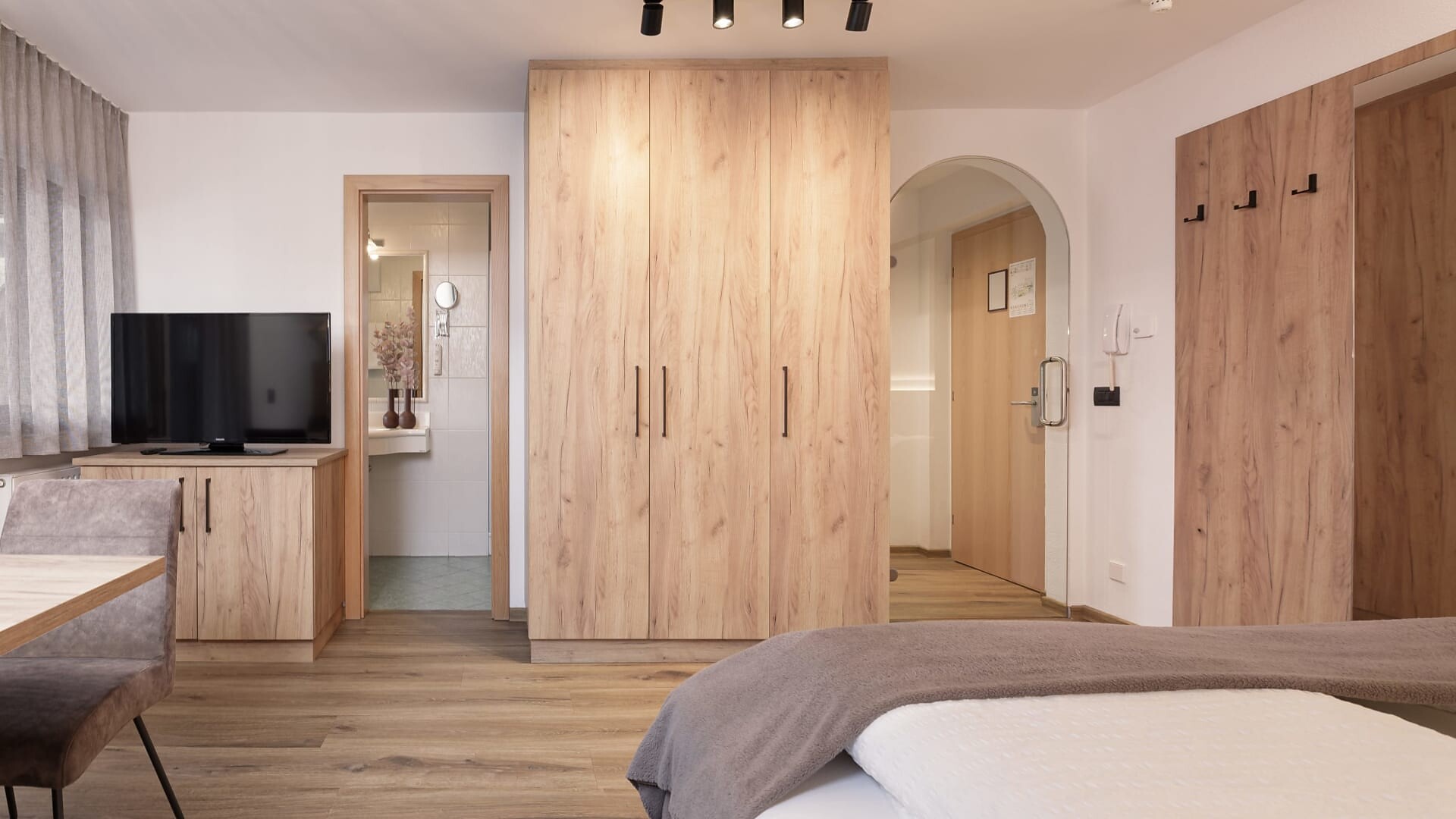 Ferienwohnung Apartment for 2 - Olang - #2 - Aparthotel Familiaris - Family Apartments - Pools & Spa in Dolomites - Dolomitenregion Kronplatz - suedtirol.info