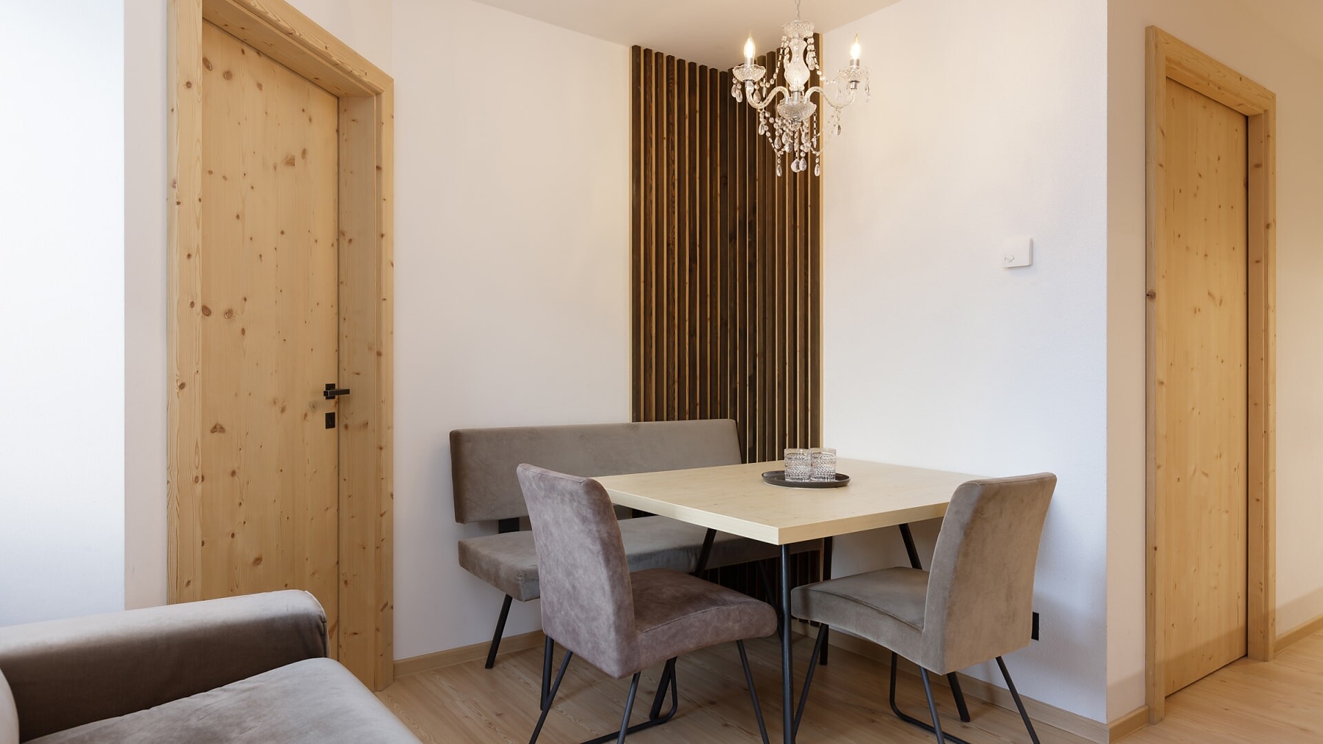 Zimmer Family Apartment - Olang - #4 - Aparthotel Familiaris - Family Apartments - Pools & Spa in Dolomites - Dolomitenregion Kronplatz - suedtirol.info