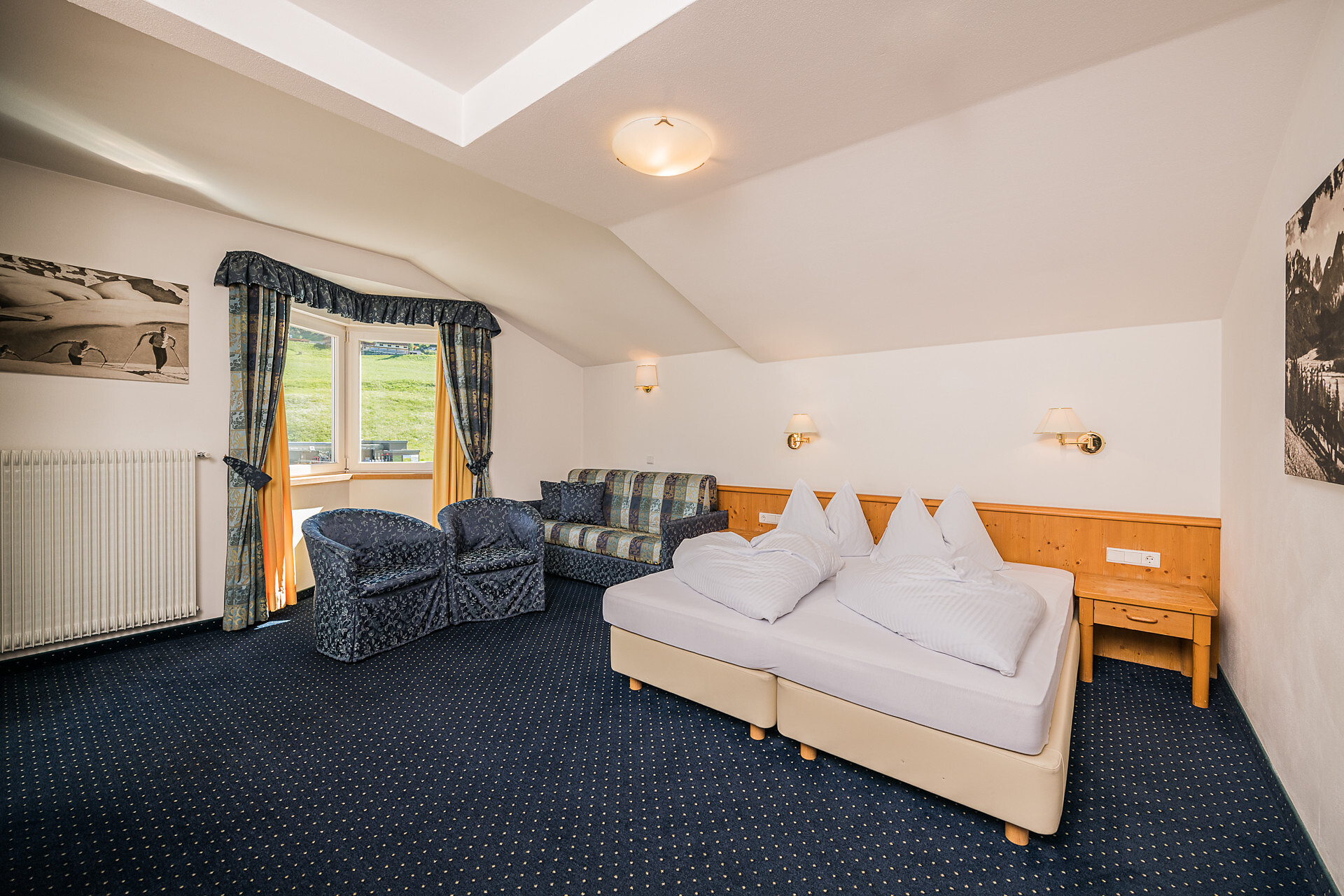 Zimmer DZ Superior Helm - #1 - Hotel Waldheim - Dolomitenregion 3 Zinnen - suedtirol.info