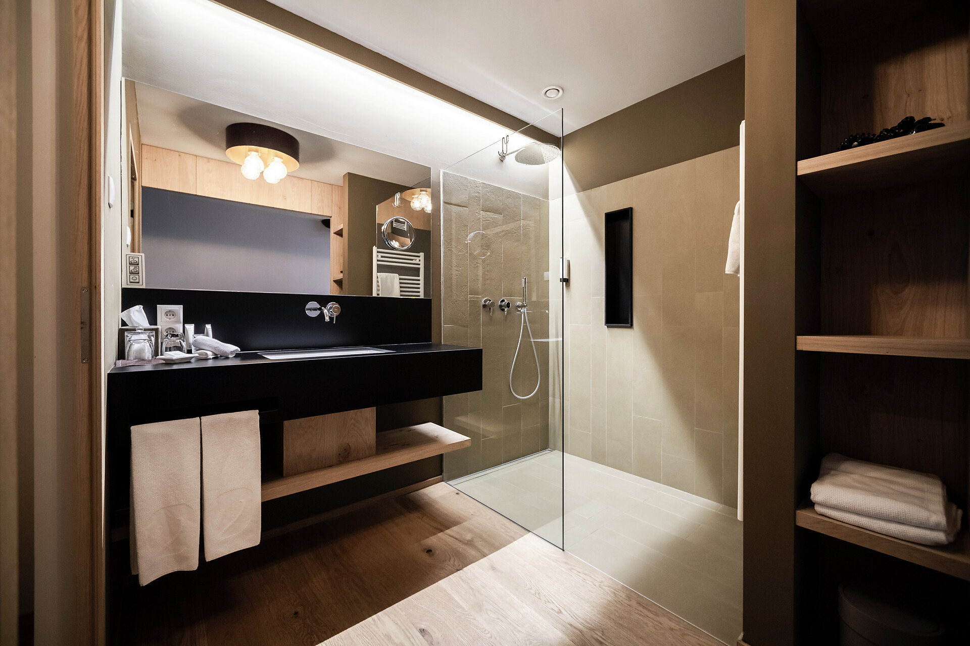 Zimmer J-Suite Design - #3 - Hotel Belvedere - Bozen und Umgebung - suedtirol.info