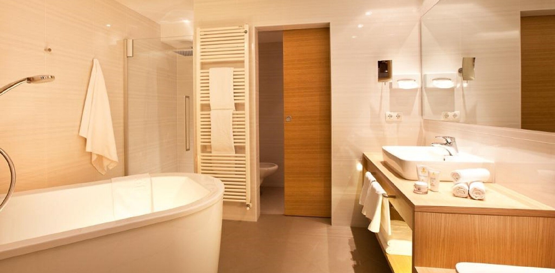 Room Family Suite Deluxe - #5 - Hotel Valserhof - Brixen/Bressanone and environs - suedtirol.info