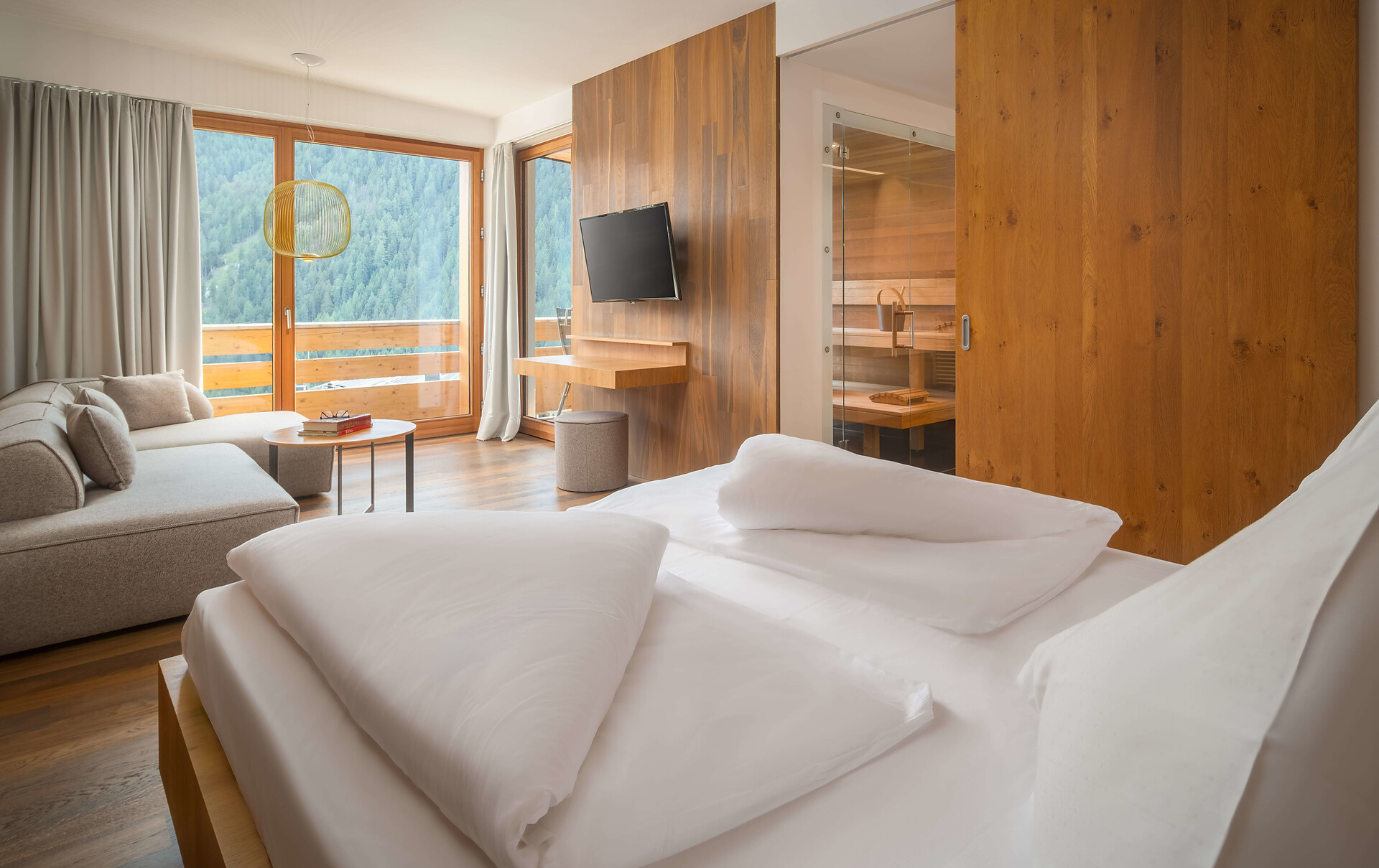 Room Panorama Suite with sauna - #1 - Hotel Valserhof - Brixen/Bressanone and environs - suedtirol.info