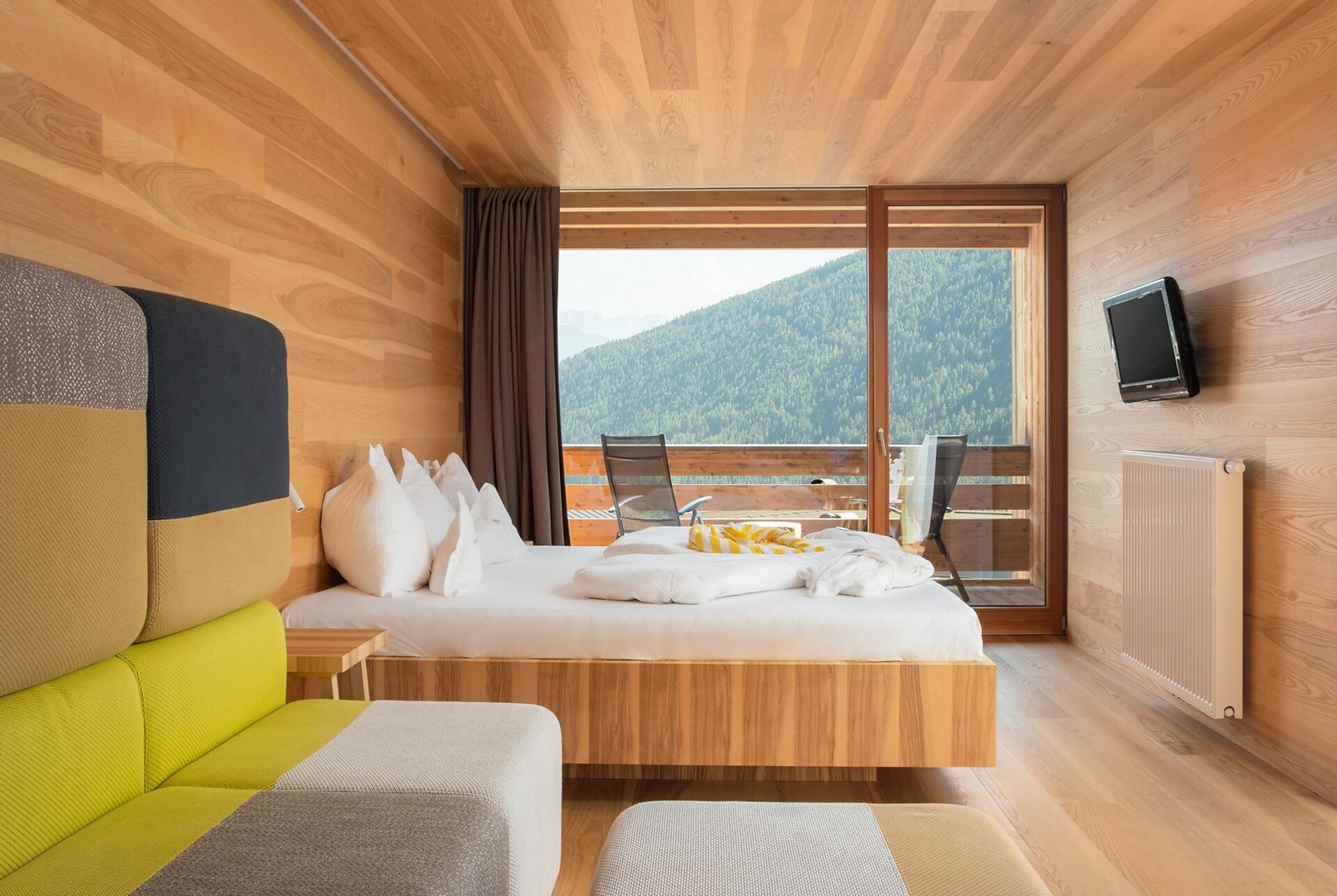 Room Family Suite Panorama - #2 - Hotel Valserhof - Brixen/Bressanone and environs - suedtirol.info