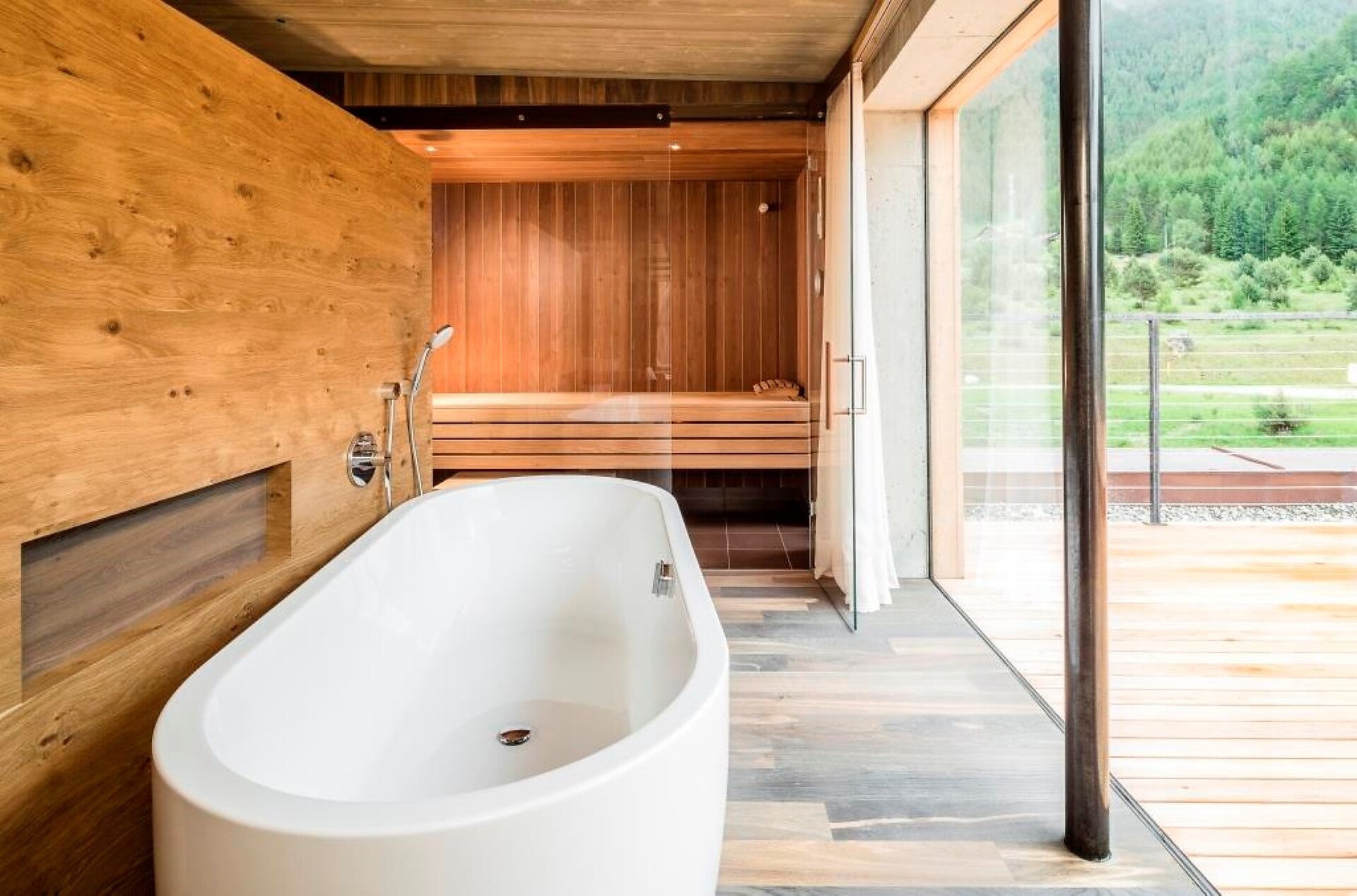 Room Panorama Suite Deluxe with sauna - #3 - Hotel Valserhof - Brixen/Bressanone and environs - suedtirol.info