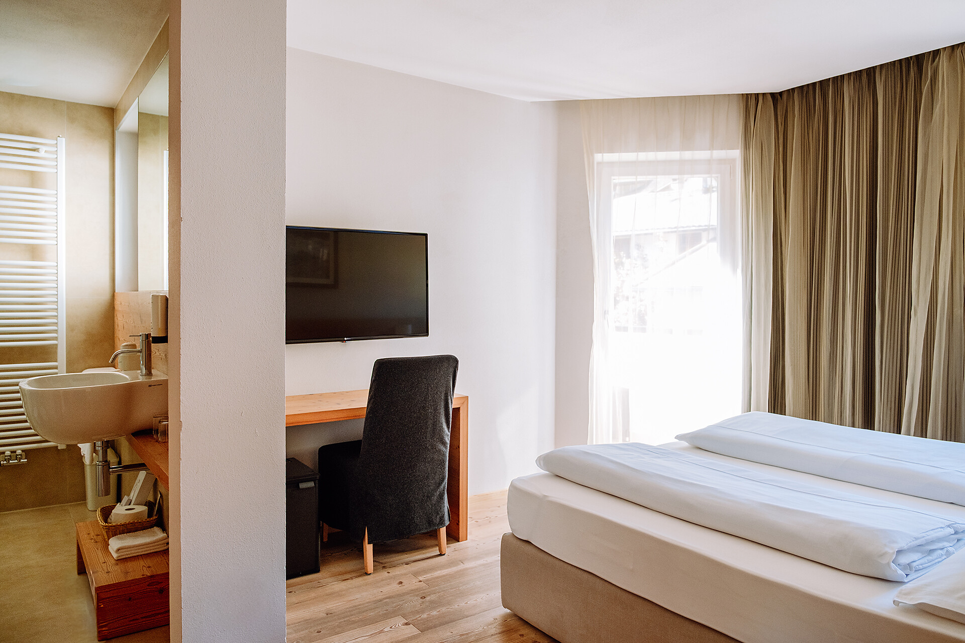 Zimmer Doppelzimmer Heini Classic - #4 - B&B Hotel Heini - Ahrntal - suedtirol.info