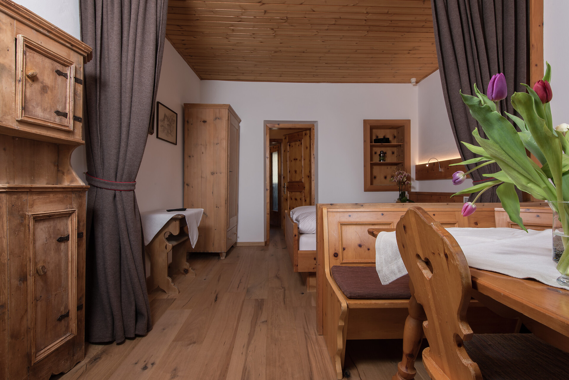 Room Gothic Juniorsuite - #1 - Hotel Ansitz Kematen - Bolzano/Bozen and environs - suedtirol.info