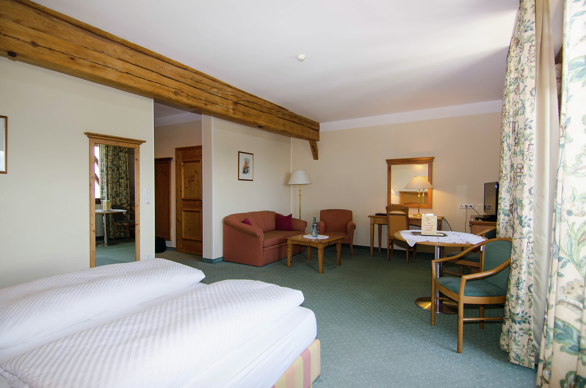 Room Landhaussuite - #10 - Hotel Ansitz Kematen - Bolzano/Bozen and environs - suedtirol.info