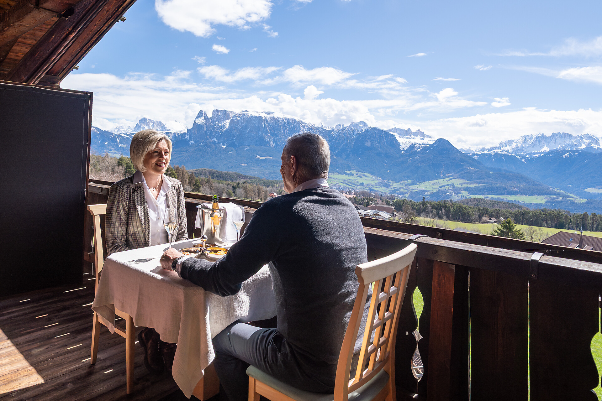 Room Kemater-suite - #1 - Hotel Ansitz Kematen - Bolzano/Bozen and environs - suedtirol.info