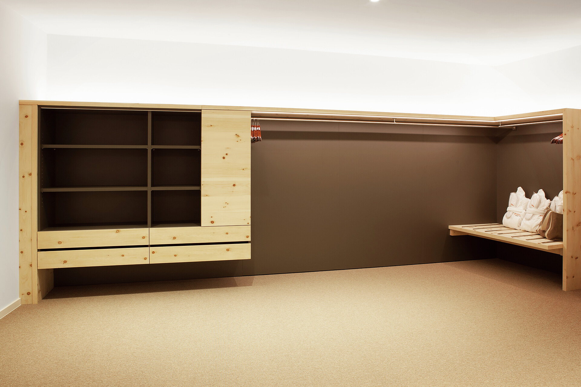 Room Family Suite - #5 - Hotel Cristal - Dolomites Region Eggental - suedtirol.info