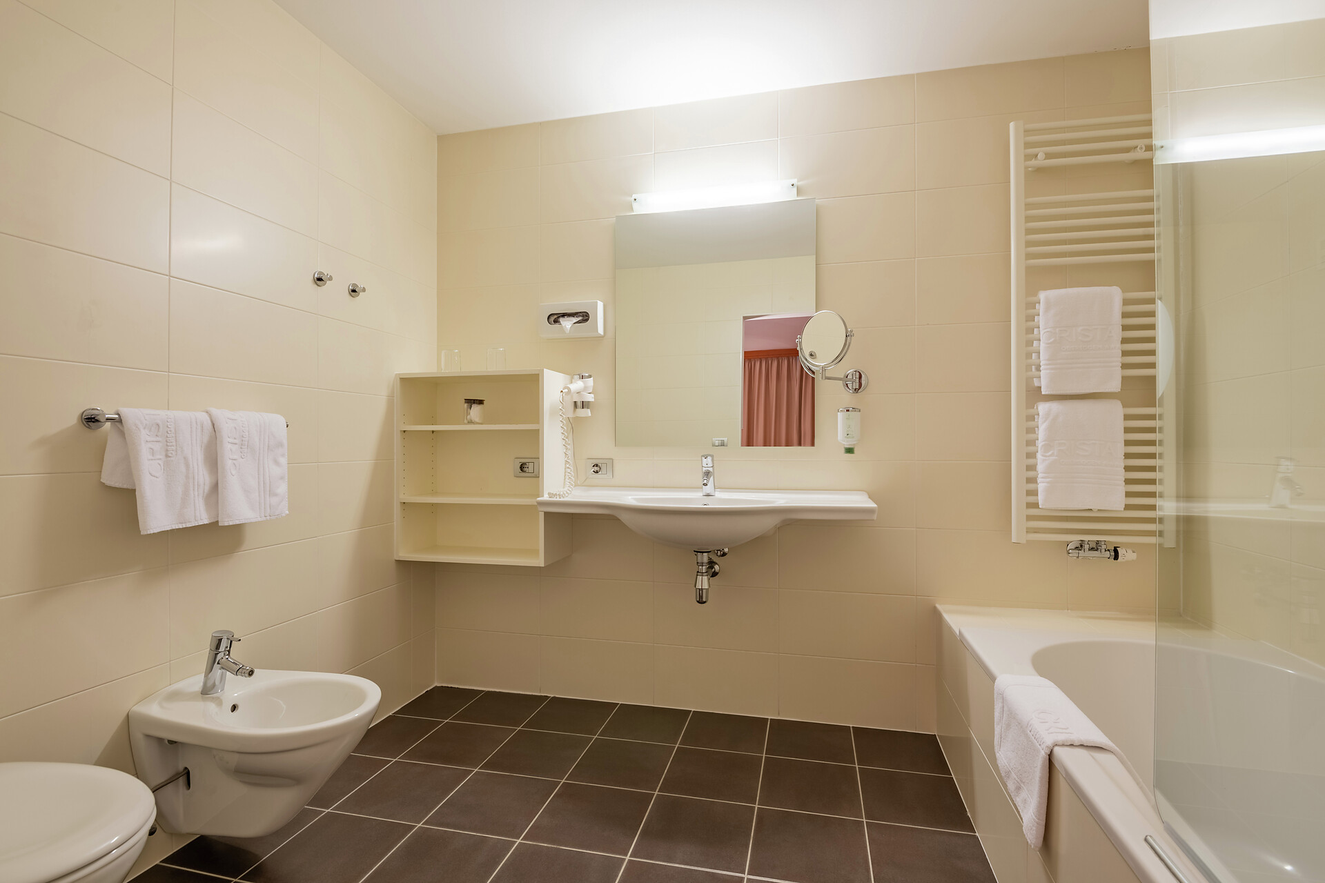 Room Double room - deluxe - #2 - Hotel Cristal - Dolomites Region Eggental - suedtirol.info