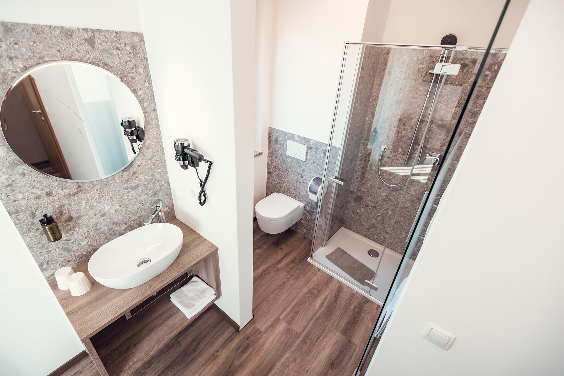 Room Double room Guesthouse Karl - #8 - Hotel Restaurant Steiner - Bolzano/Bozen and environs - suedtirol.info