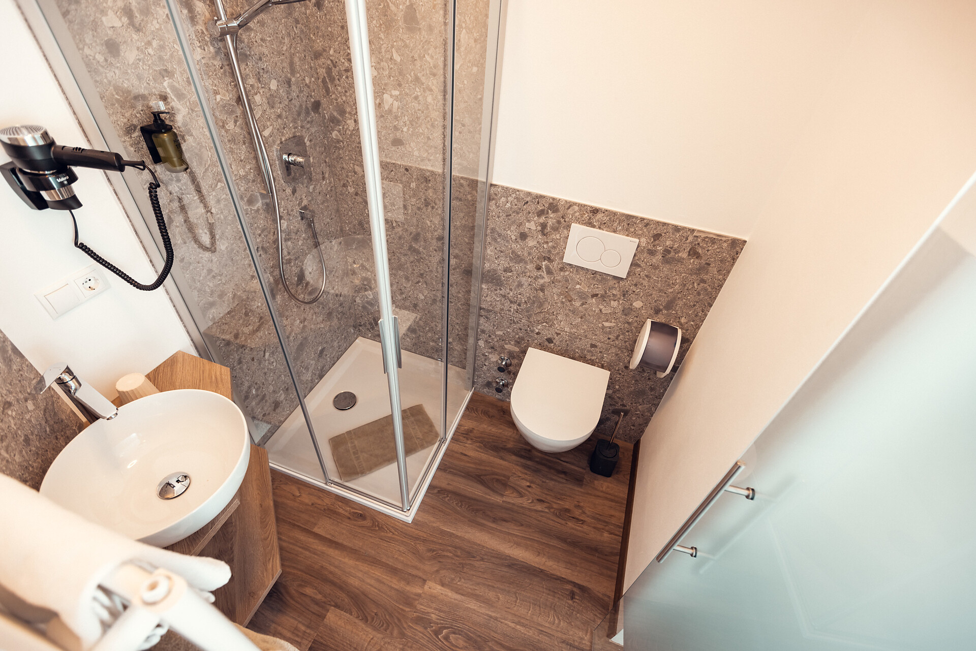 Room Single room Guesthouse Karl - #5 - Hotel Restaurant Steiner - Bolzano/Bozen and environs - suedtirol.info