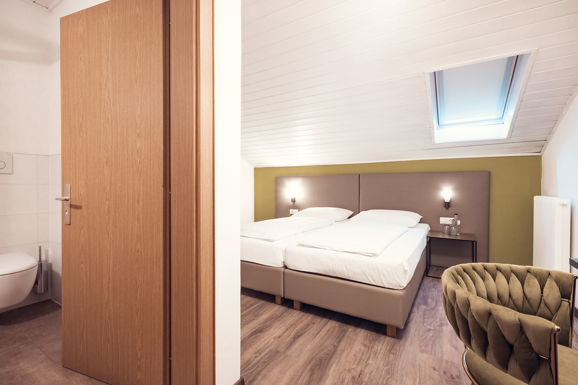 Room Double room last floor - #3 - Hotel Restaurant Steiner - Bolzano/Bozen and environs - suedtirol.info