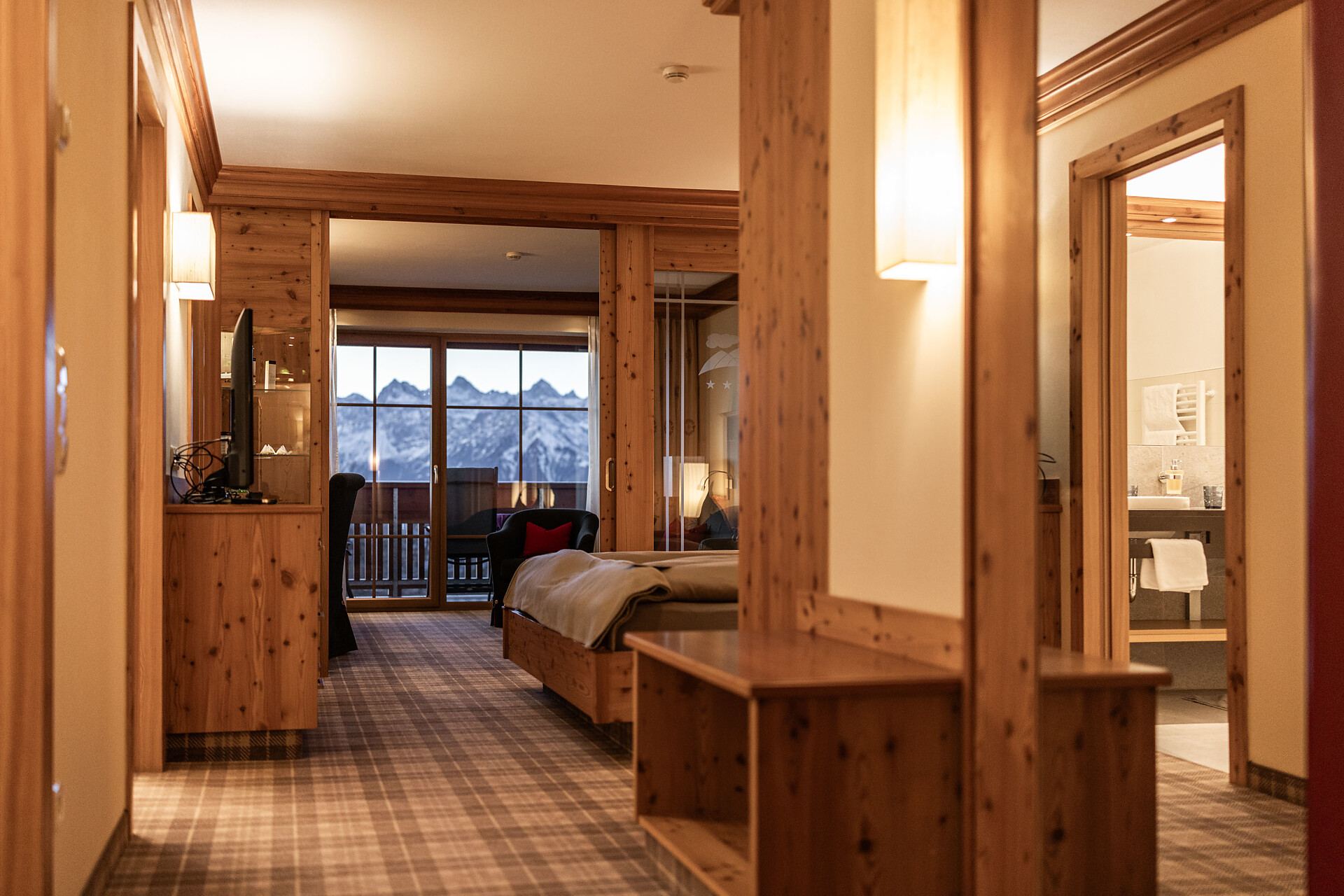 Zimmer Suite Großer Mittager - #4 - Hotel Falzeben - Meran und Umgebung - suedtirol.info