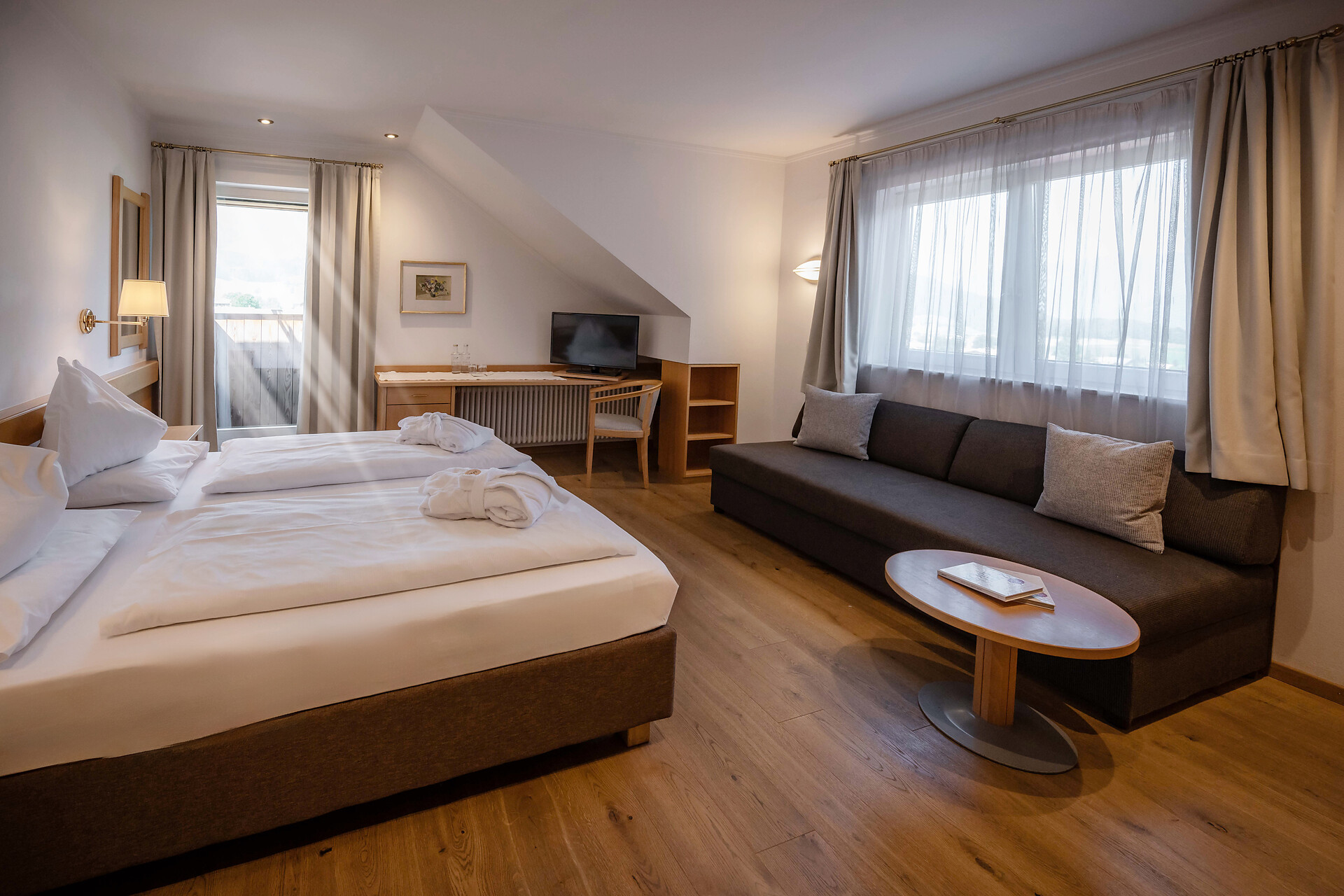 camera Panorama balcone sud-ovest - #1 - Hotel Post - Regione dolomitica Plan de Corones - suedtirol.info