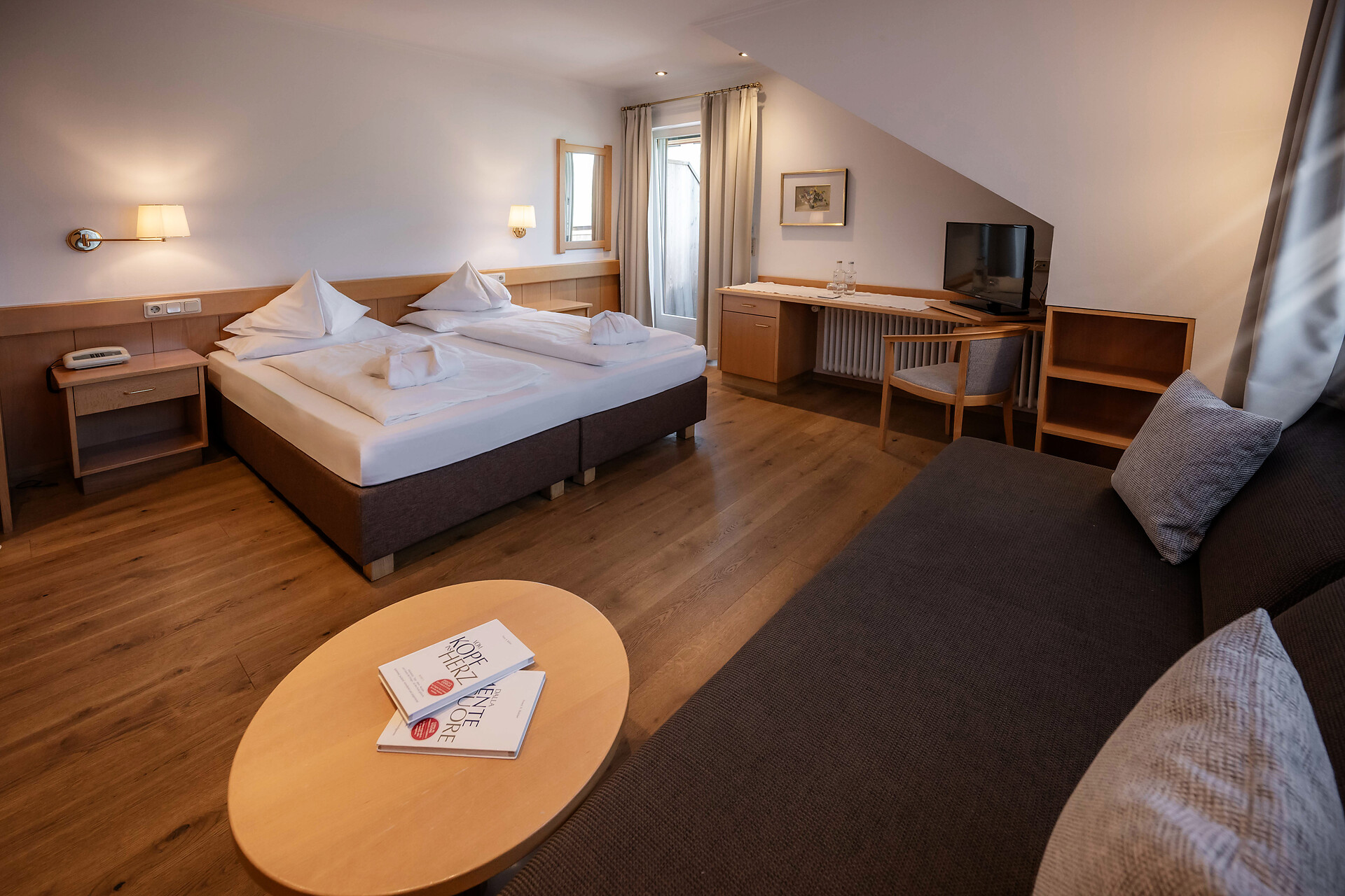 camera Panorama balcone sud-ovest - #4 - Hotel Post - Regione dolomitica Plan de Corones - suedtirol.info