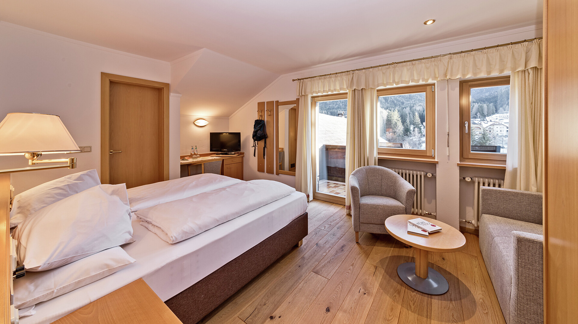 camera Komfort balcone sud-ovest - #4 - Hotel Post - Regione dolomitica Plan de Corones - suedtirol.info