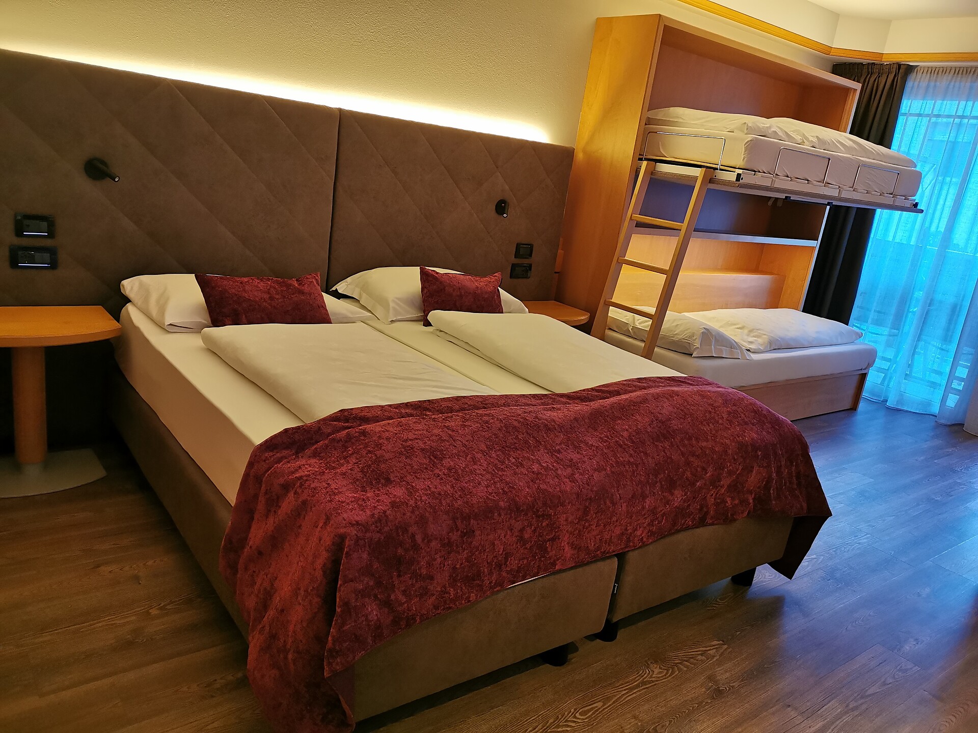 Room Superior main building - #4 - Hotel Ideal Park - Bolzano/Bozen and environs - suedtirol.info
