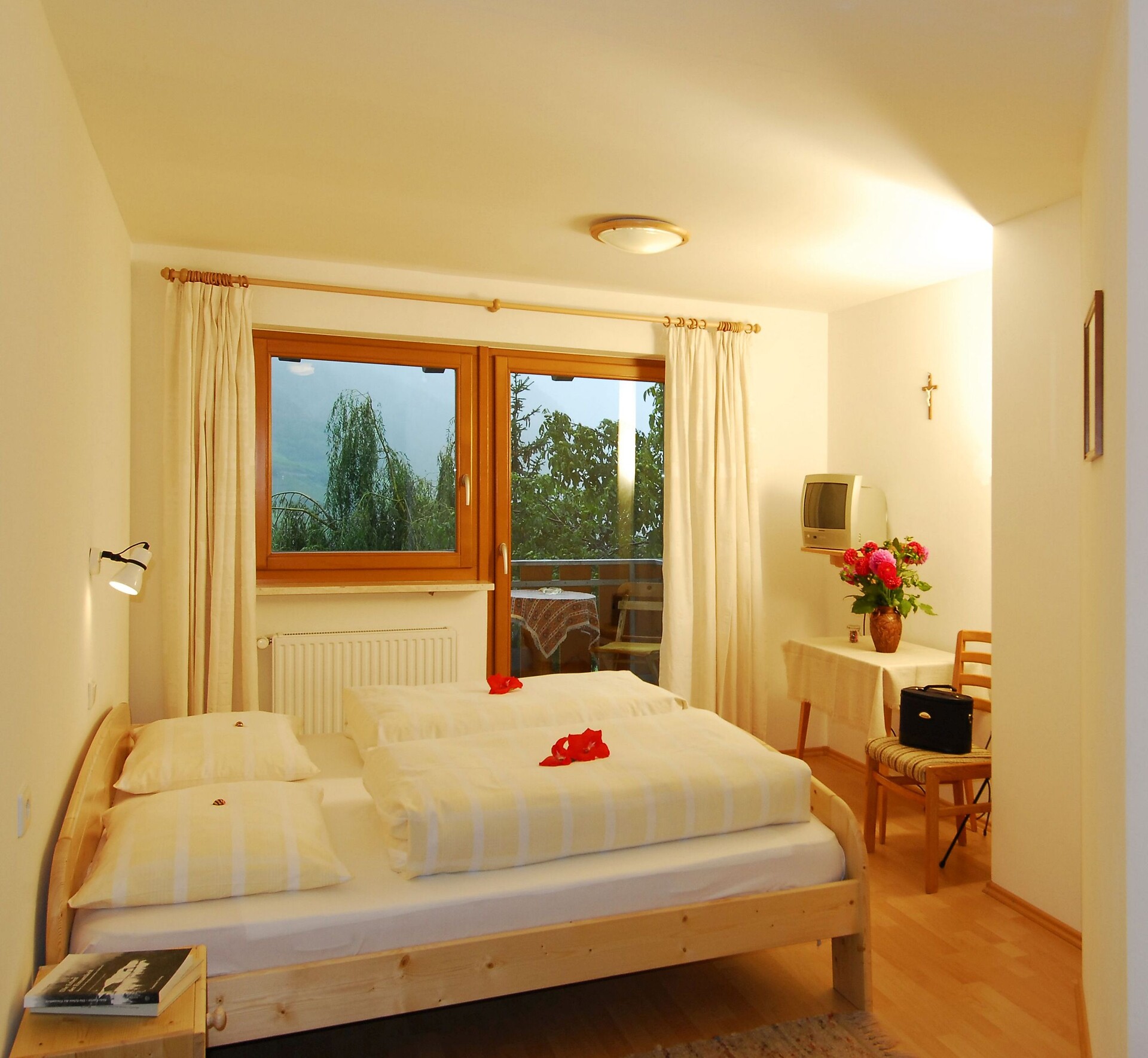 Apartment Apartment "Talblick III" 4 people - #3 - Alpenrose - Vinschgau/Val Venosta - suedtirol.info