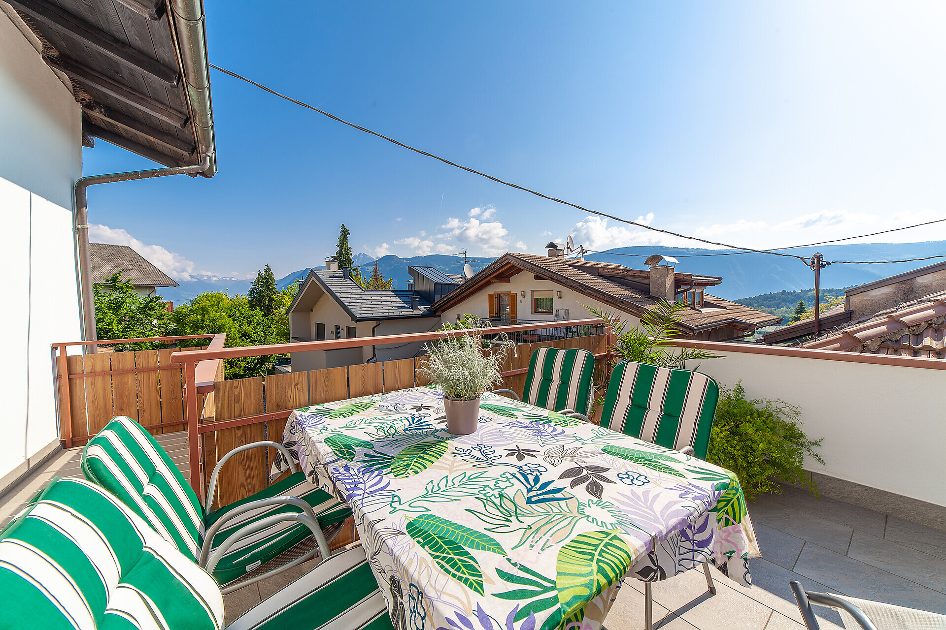 Apartment Apartment Family No. 4 - #2 - Residence Alpina - Meran/Merano and environs - suedtirol.info