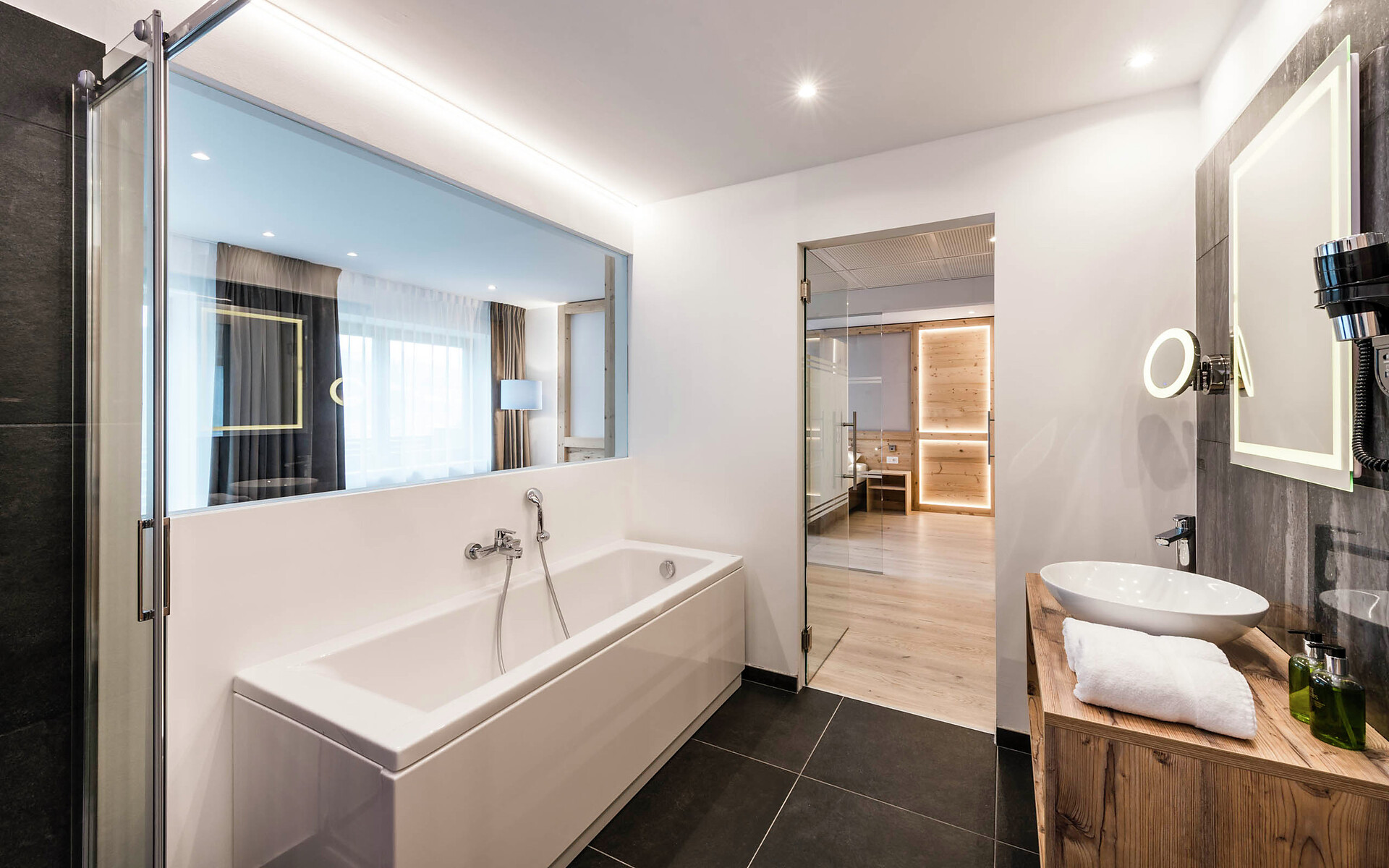 Room Junior Suite Valej - #2 - Tuberis Nature & Spa Resort - Vinschgau/Val Venosta - suedtirol.info