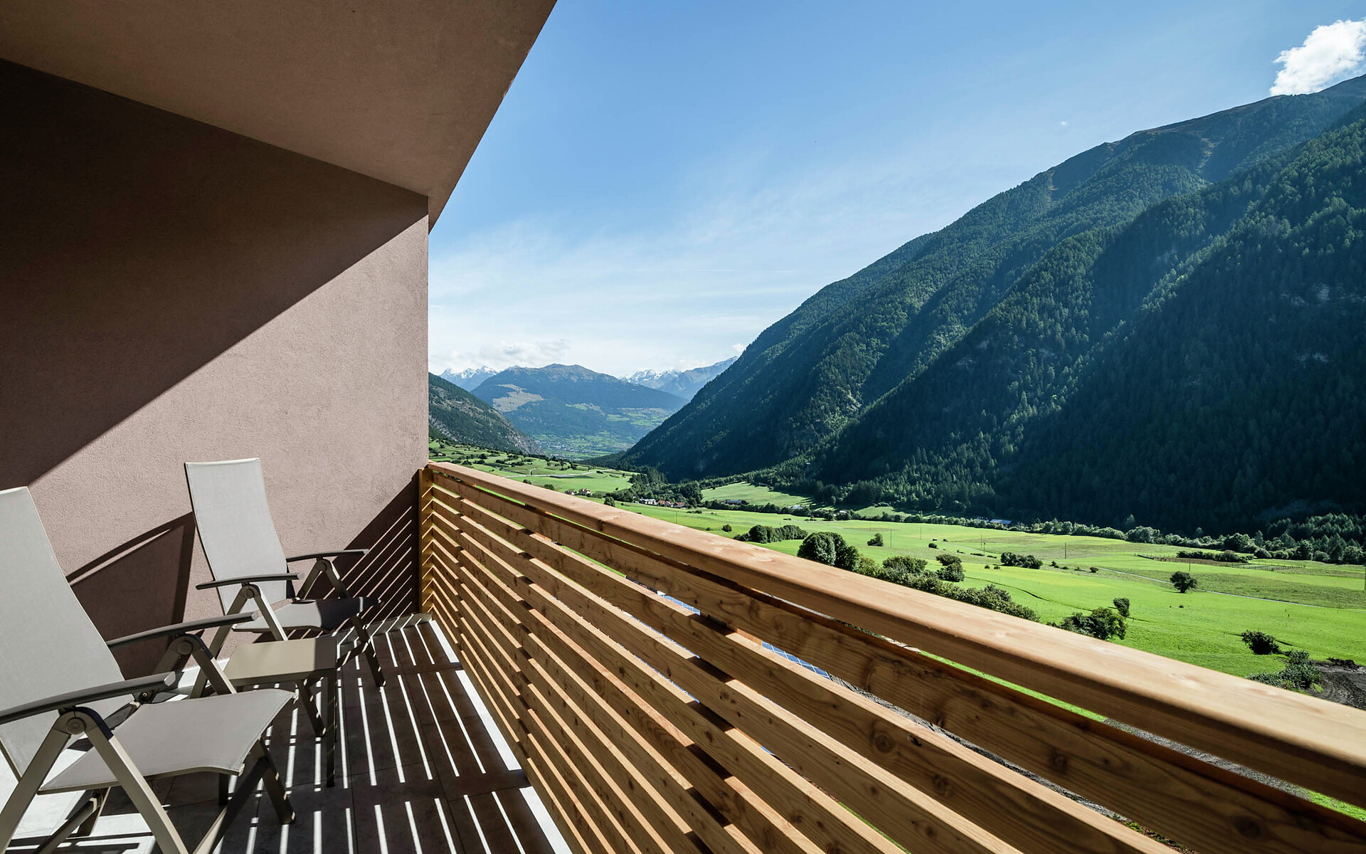 Room Stone pine suite Malatz - #4 - Tuberis Nature & Spa Resort - Vinschgau/Val Venosta - suedtirol.info