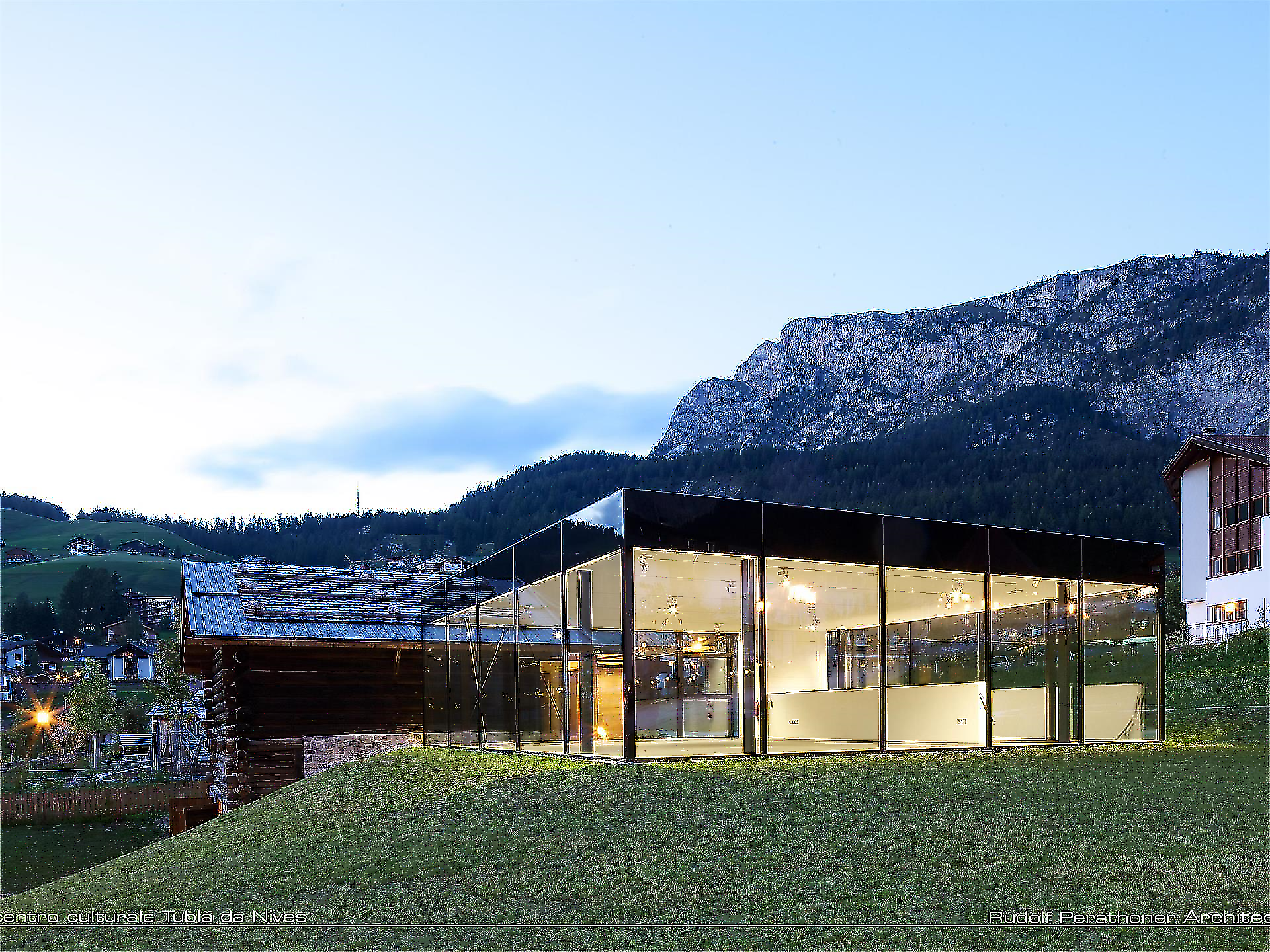 Exhibition "Prospective" - Dolomites Region Val Gardena - #2 - suedtirol.info