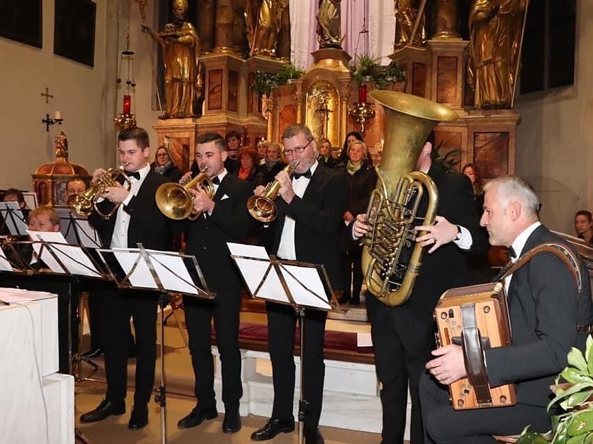 Concerto in chiesa della banda musicale di Parcines Parcines 1 suedtirol.info