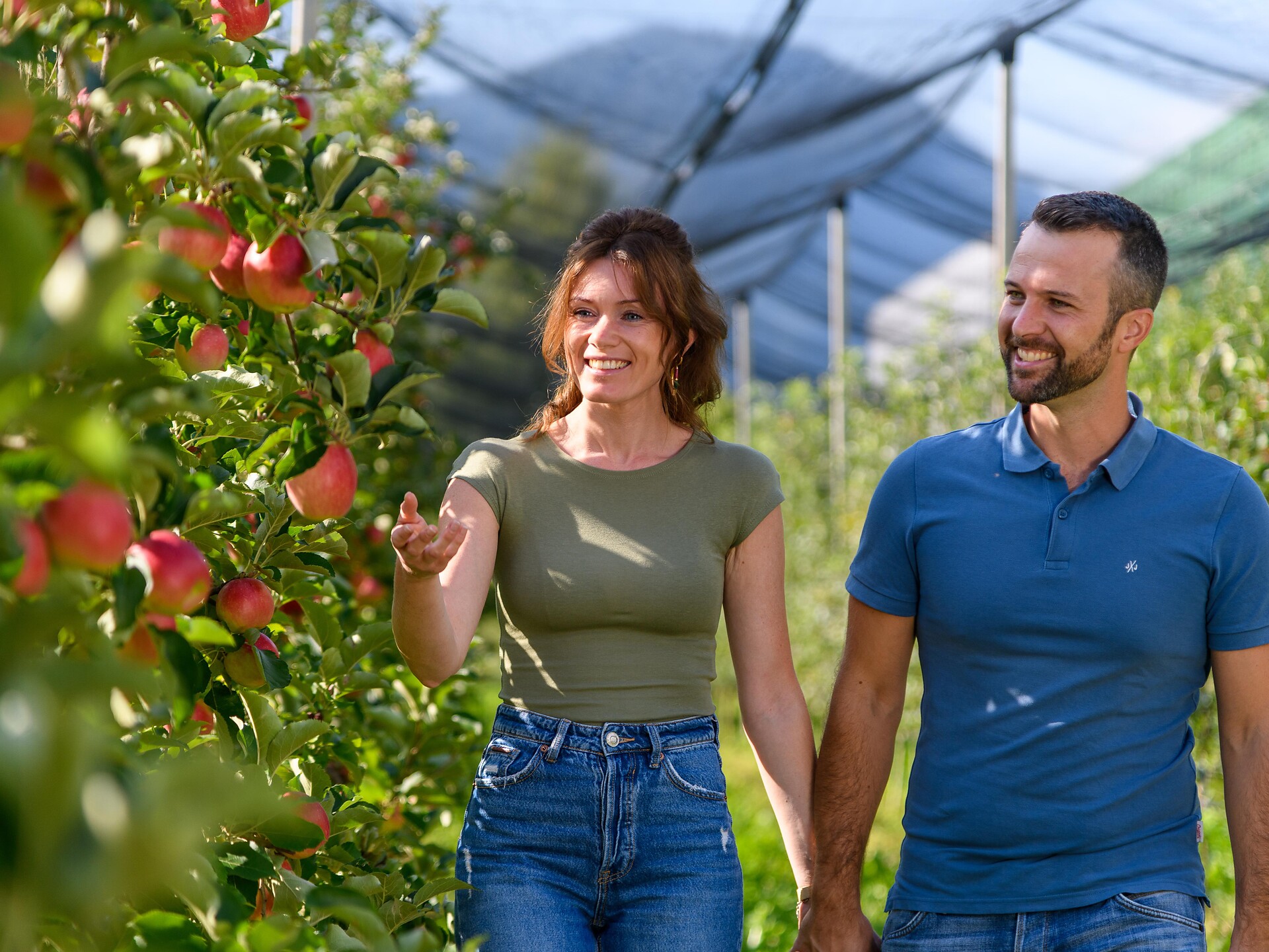 Passeggiata nei meleti sul sentiero delle mele con Klemens - Strada del Vino - #1 - suedtirol.info