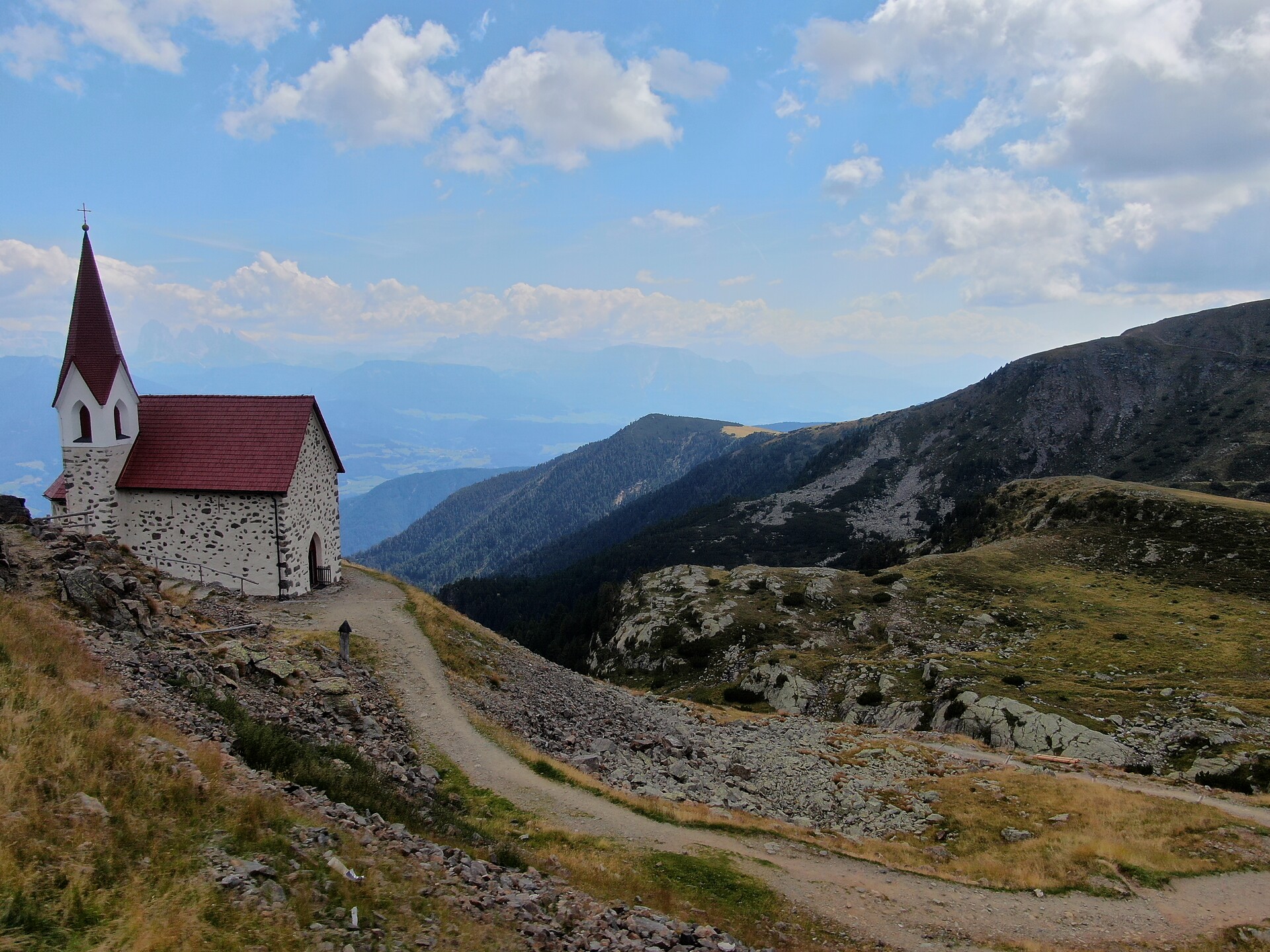 Auf stillen Höhen: Wanderung zum Latzfonserkreuz -  - #1 - suedtirol.info