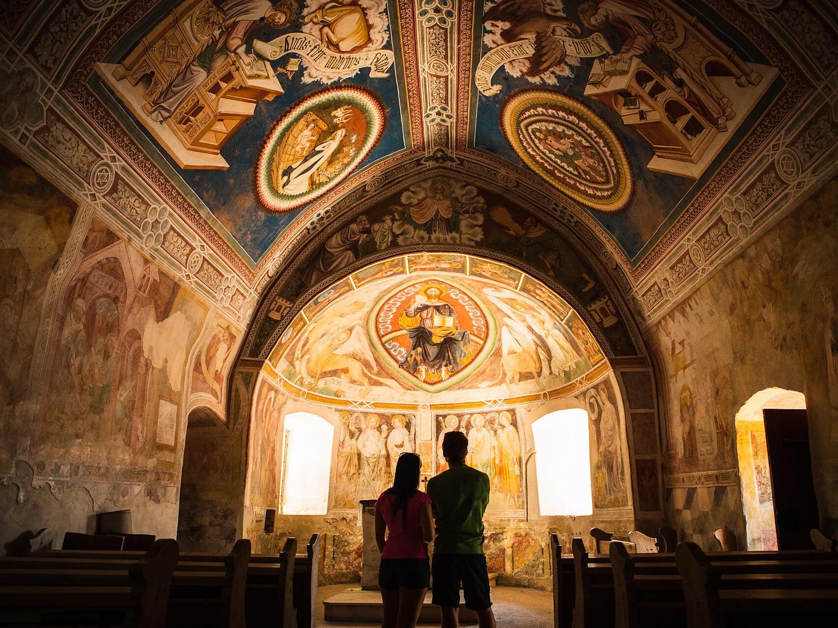 Abendwanderung zum St. Helena Kirchlein - Dolomitenregion Eggental - #1 - suedtirol.info