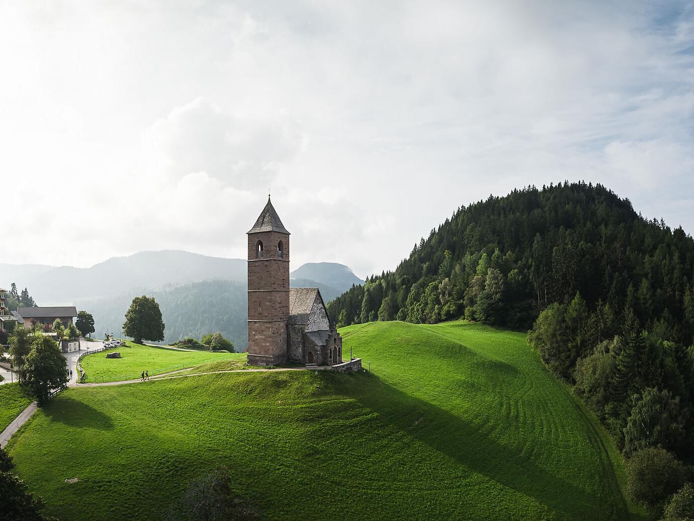 Aussichtsreich - Führung bei der St. Kathrein Kirche Hafling 1 suedtirol.info