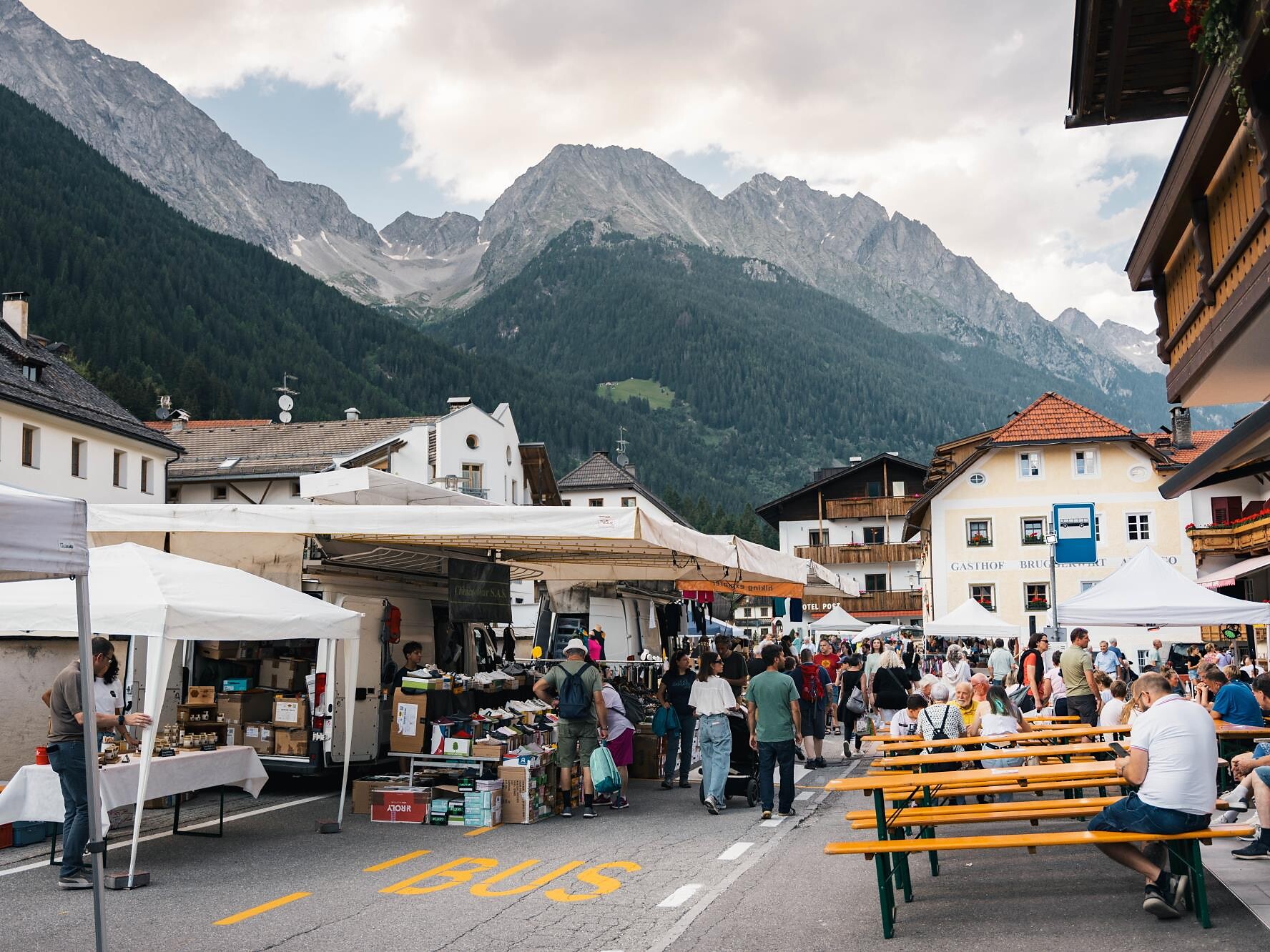 Mercato serale Rasun Anterselva 3 suedtirol.info