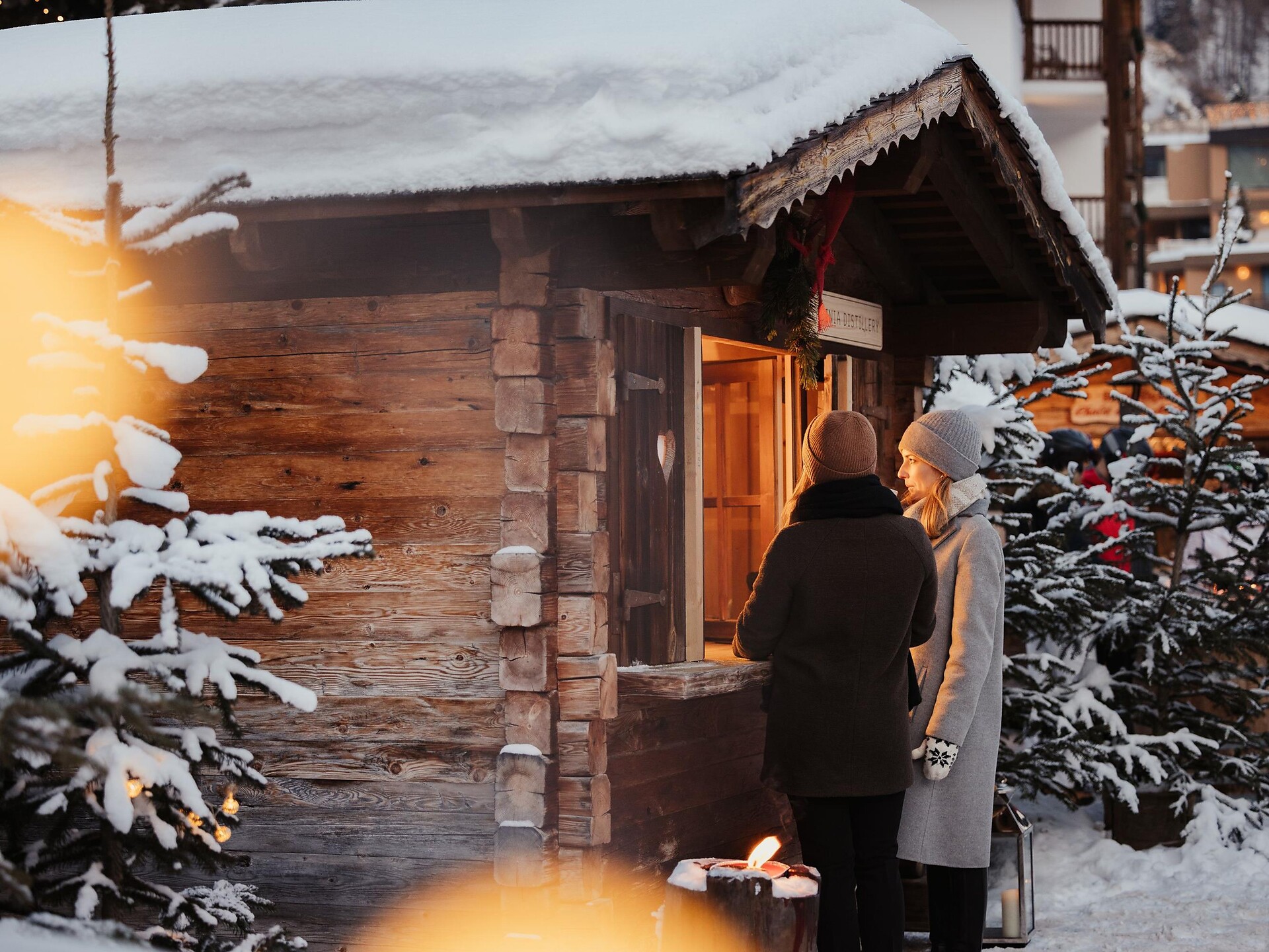 Adöm te plaza - Weihnachtliche Stimmung auf dem Dorfplatz - Dolomitenregion Alta Badia - #3 - suedtirol.info