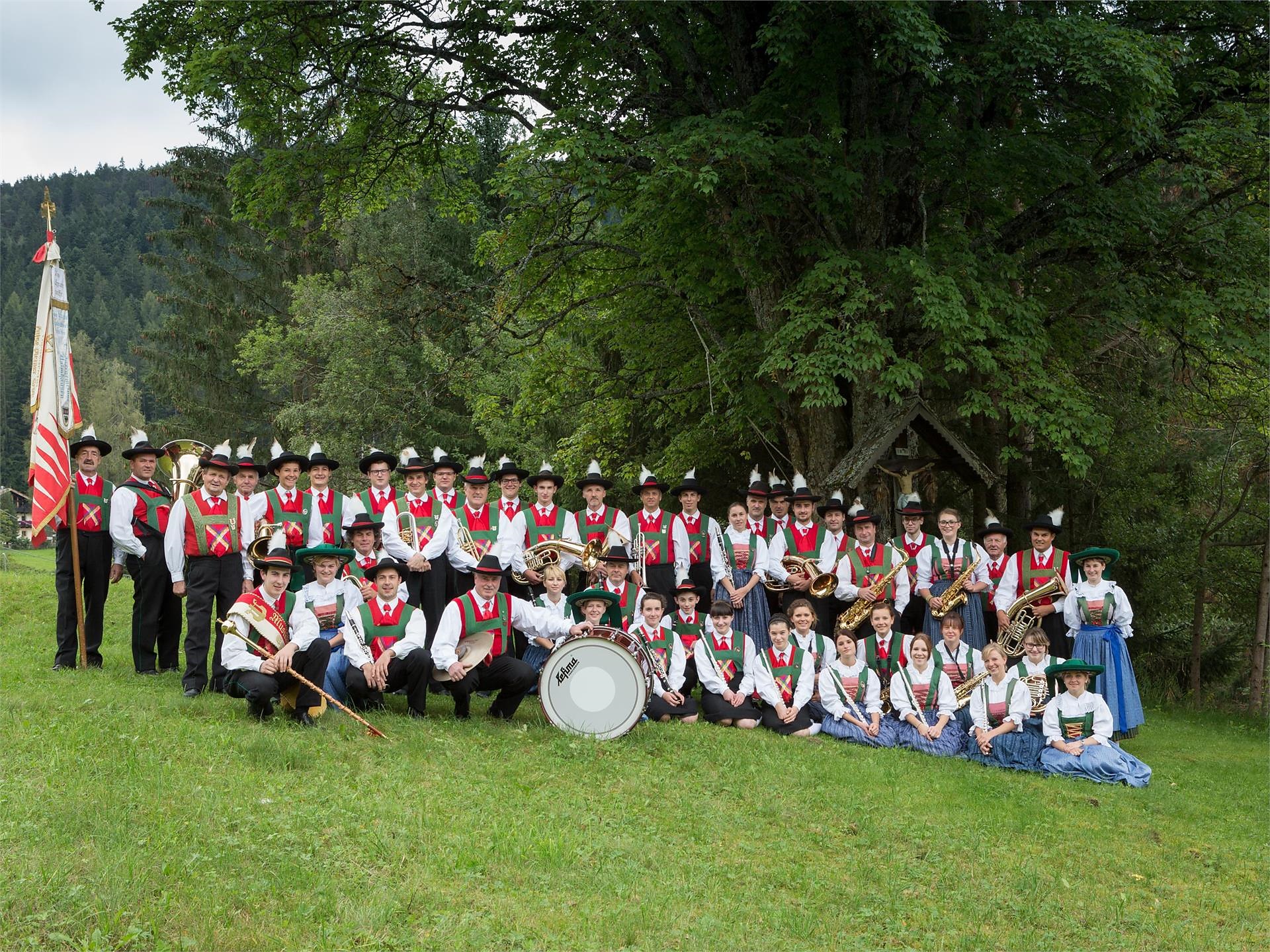 Concerto della banda musicale di Ega Nova Ponente 2 suedtirol.info