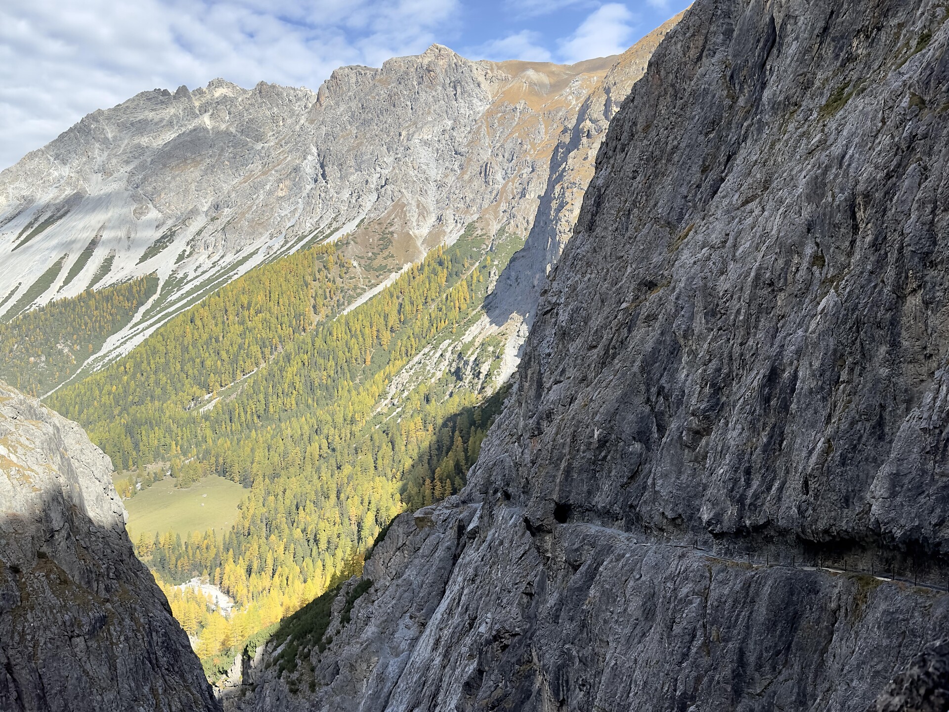 Sulle orme dei contrabbandieri – Gola Uina - Sur-En (CH) - Val Venosta - #3 - suedtirol.info